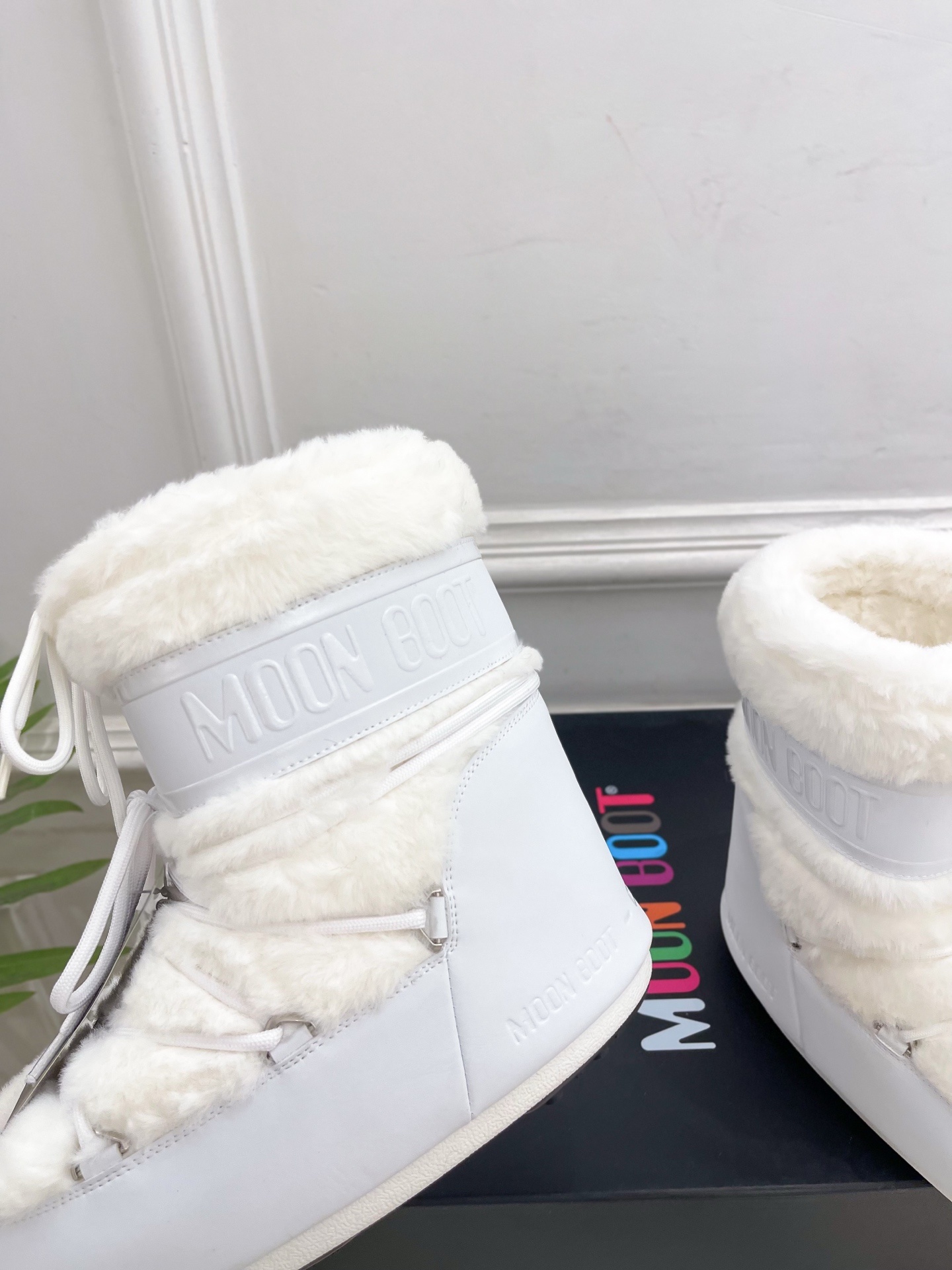 Moon Boot 月亮靴2025秋冬爆款雪地靴系列 这款丑萌滑雪鞋今年非常爆,色彩搭配非常时尚 超酷个