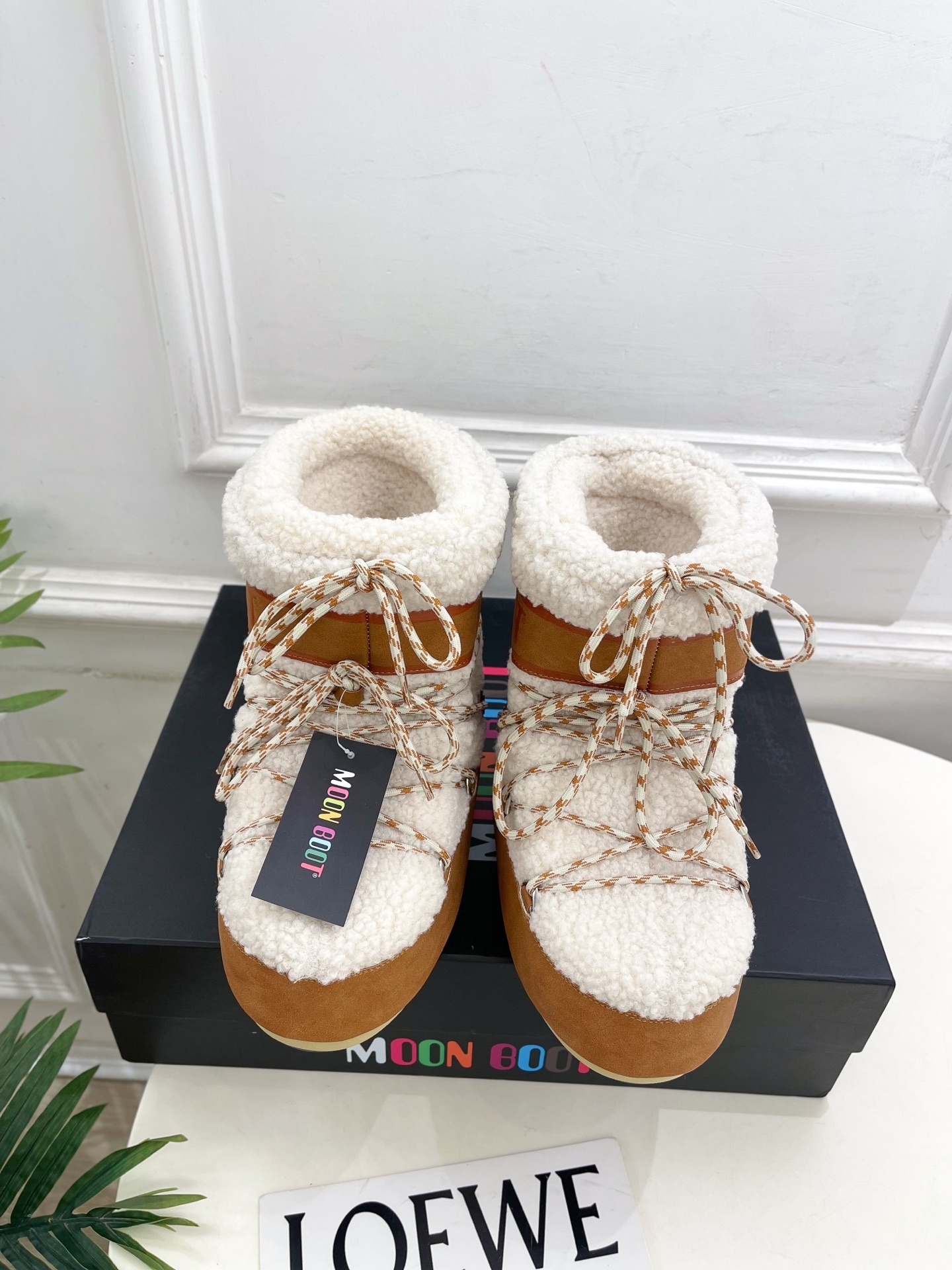 Moon Boot 月亮靴2025秋冬爆款雪地靴系列 这款丑萌滑雪鞋今年非常爆,色彩搭配非常时尚 超酷个