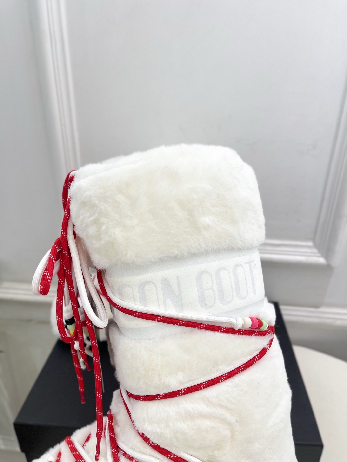 Moon Boot 月亮靴2025秋冬爆款雪地靴系列 这款丑萌滑雪鞋今年非常爆,色彩搭配非常时尚 超酷个