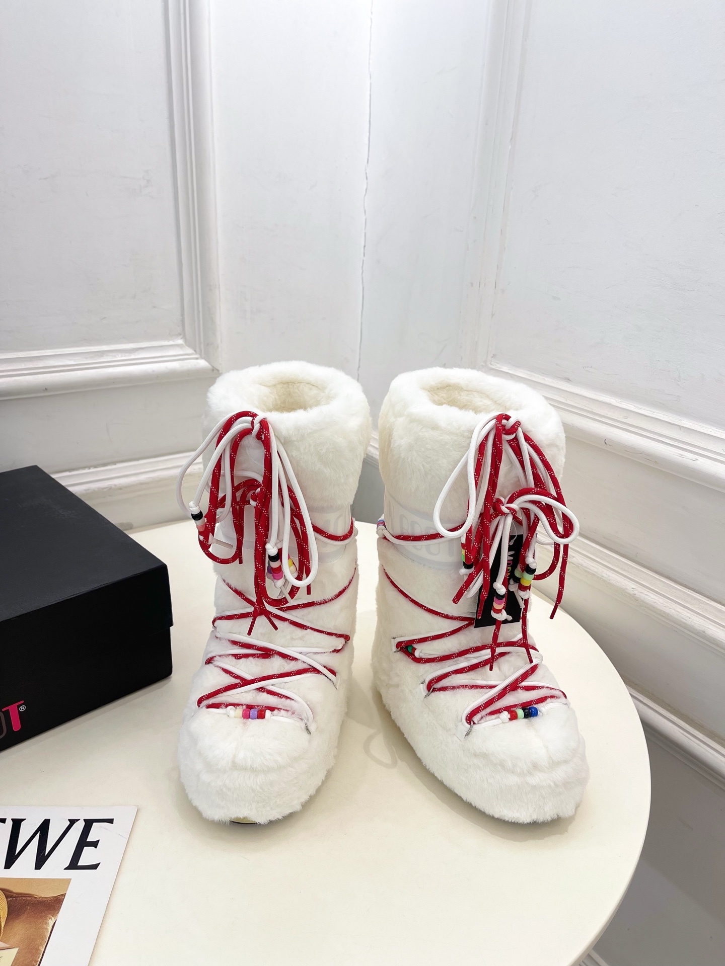 Moon Boot 月亮靴2025秋冬爆款雪地靴系列 这款丑萌滑雪鞋今年非常爆,色彩搭配非常时尚 超酷个