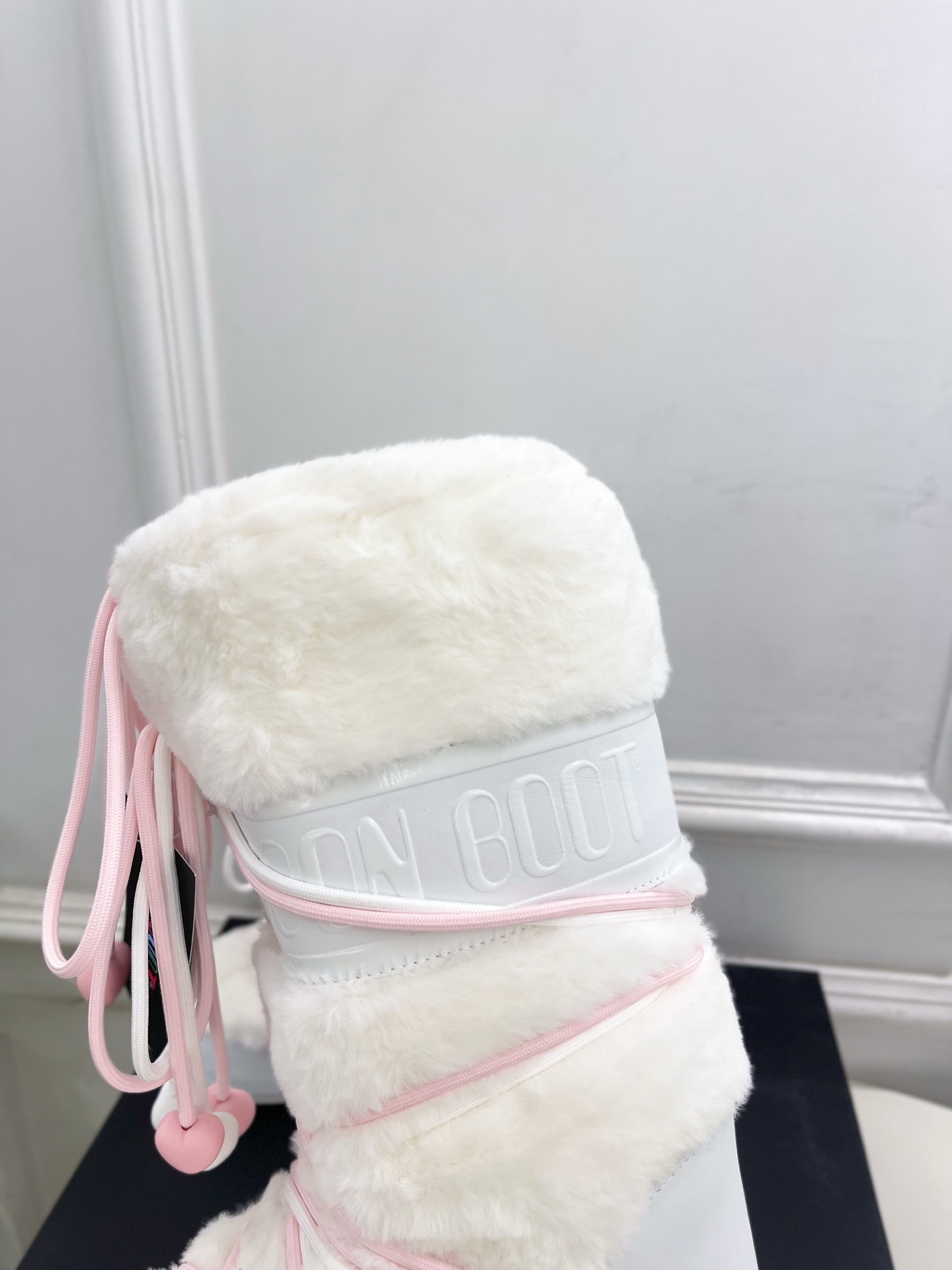 Moon Boot 月亮靴2025秋冬爆款雪地靴系列 这款丑萌滑雪鞋今年非常爆,色彩搭配非常时尚 超酷个