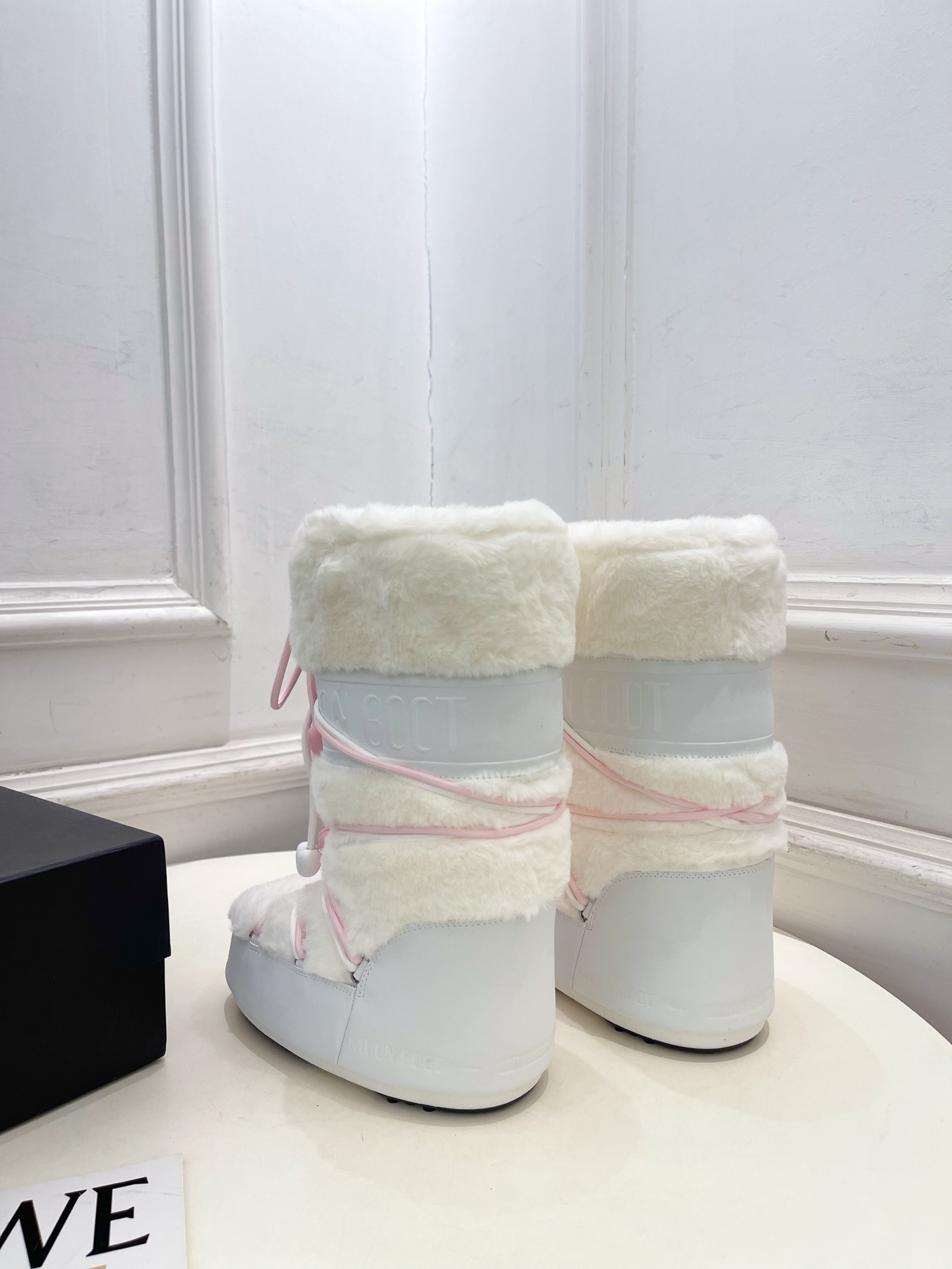 Moon Boot 月亮靴2025秋冬爆款雪地靴系列 这款丑萌滑雪鞋今年非常爆,色彩搭配非常时尚 超酷个