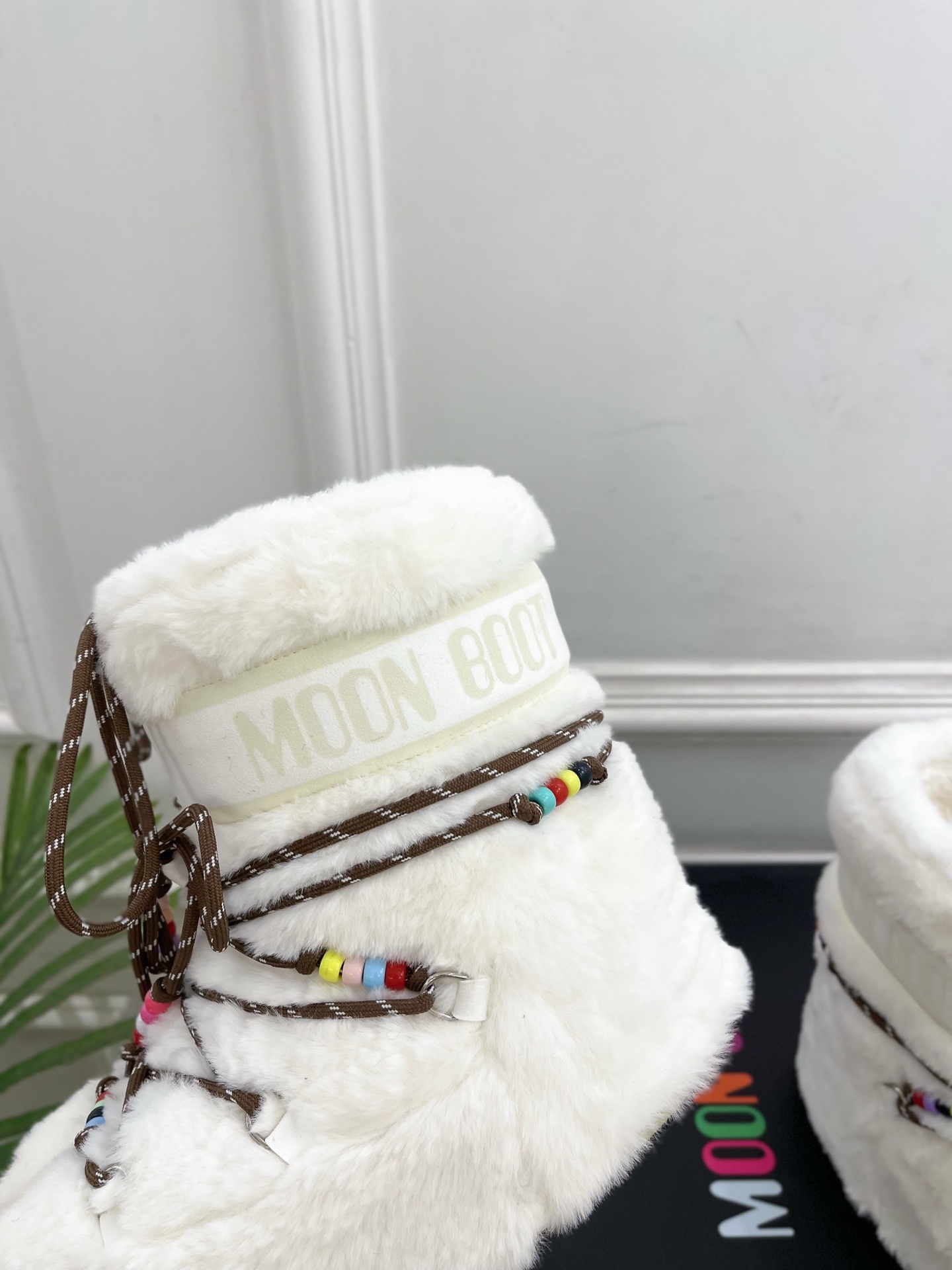 Moon Boot 月亮靴2025秋冬爆款雪地靴系列 这款丑萌滑雪鞋今年非常爆,色彩搭配非常时尚 超酷个