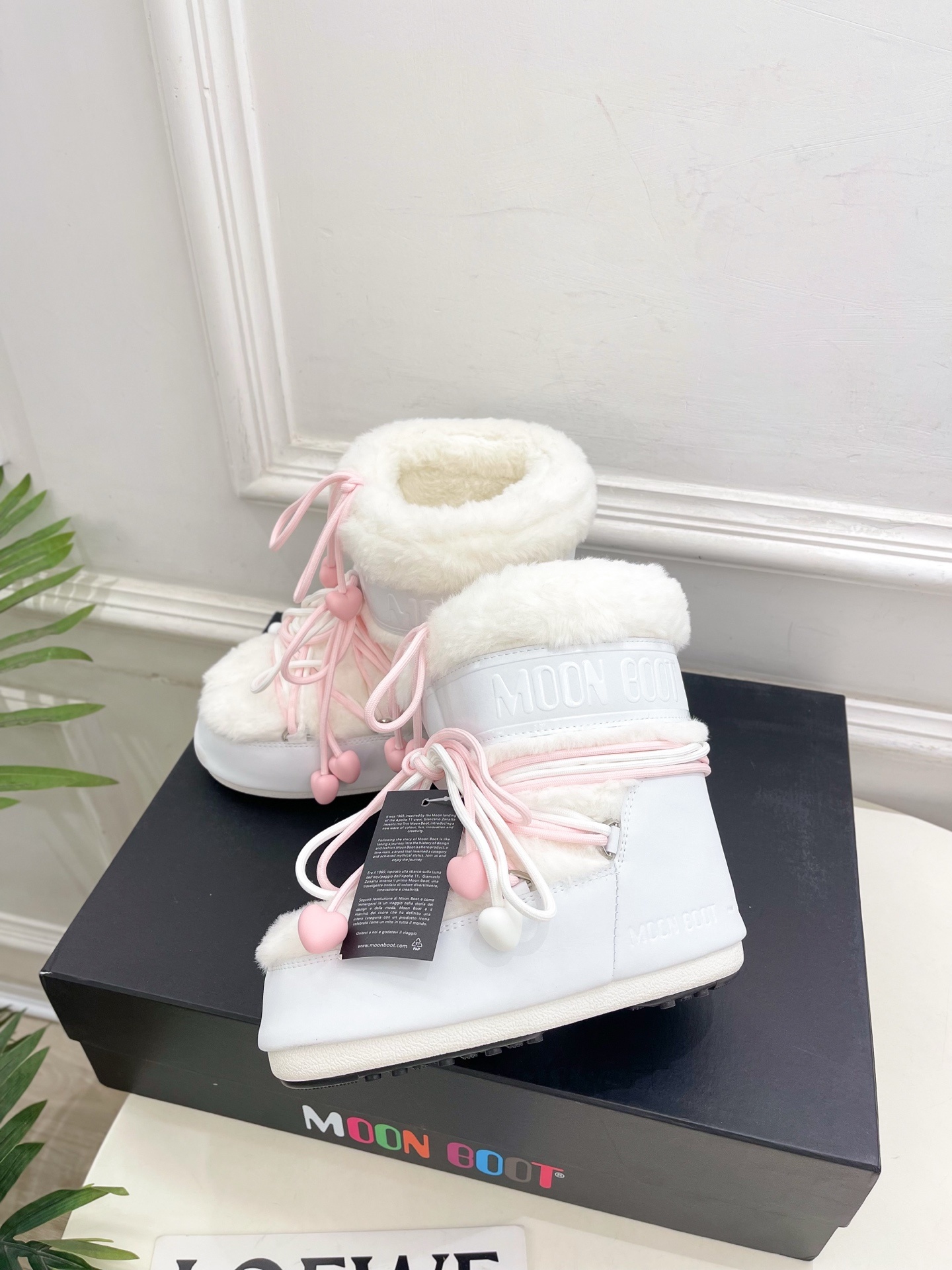 Moon Boot 月亮靴2025秋冬爆款雪地靴系列 这款丑萌滑雪鞋今年非常爆,色彩搭配非常时尚 超酷个