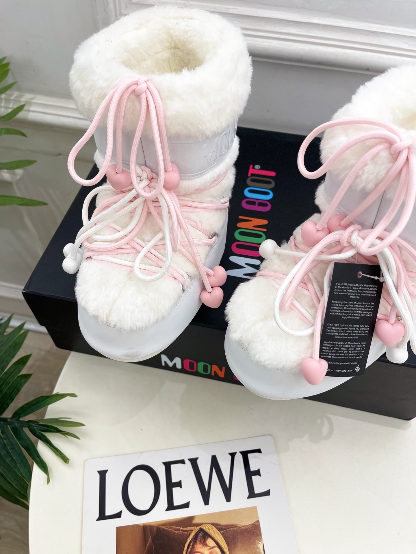 Moon Boot 月亮靴2025秋冬爆款雪地靴系列 这款丑萌滑雪鞋今年非常爆,色彩搭配非常时尚 超酷个