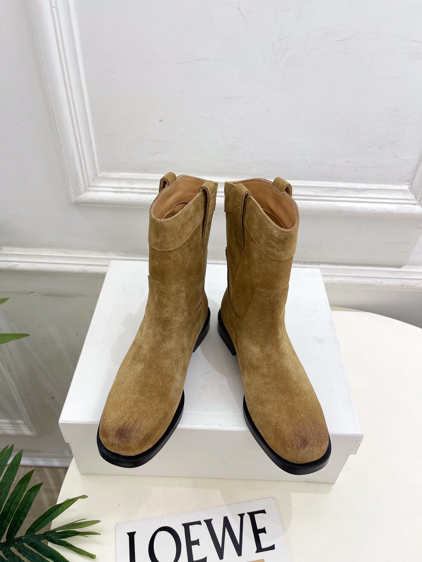 CELINE | 赛琳 25𝐬𝐬 💛2025秋冬新品 复古西部牛仔短靴上新!🔜BS 这一季的赛琳真的是开