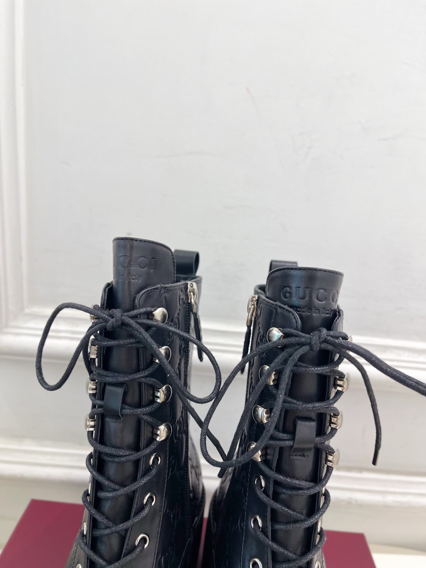 Gucci | 古驰 25𝐬𝐬 ⭐️2025秋冬新品 走秀款 经典GG系带踝靴短靴 主打系列终于面世，狠