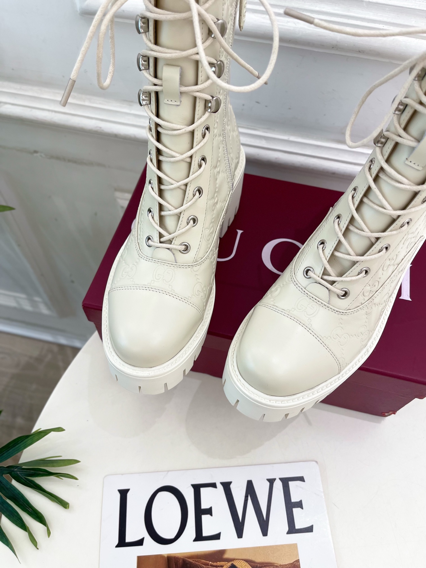 Gucci | 古驰 25𝐬𝐬 ⭐️2025秋冬新品 走秀款 经典GG系带踝靴短靴 主打系列终于面世，狠