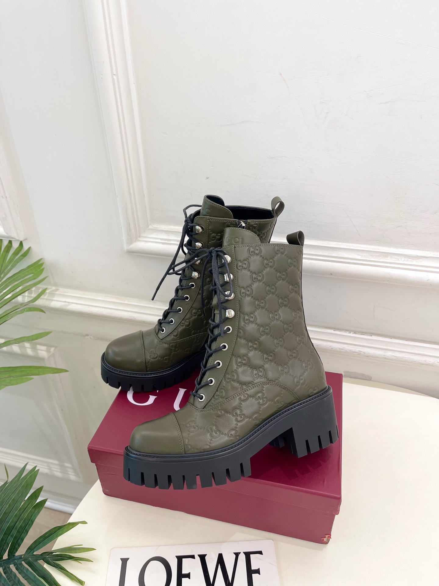 Gucci | 古驰 25𝐬𝐬 ⭐️2025秋冬新品 走秀款 经典GG系带踝靴短靴 主打系列终于面世，狠