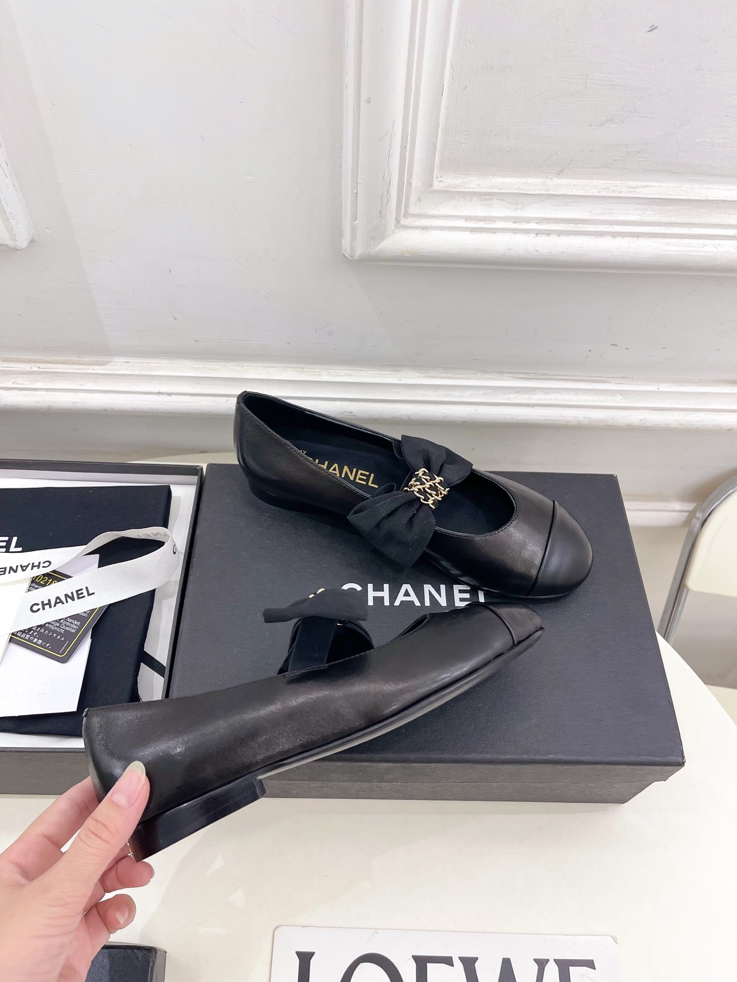 𝐂𝐇𝐀𝐍𝐄𝐋 | 小香 25𝐬𝐬 🦋2025 新品 专柜经典走秀款 小香链条蝴蝶结玛丽珍平底鞋 系列上新