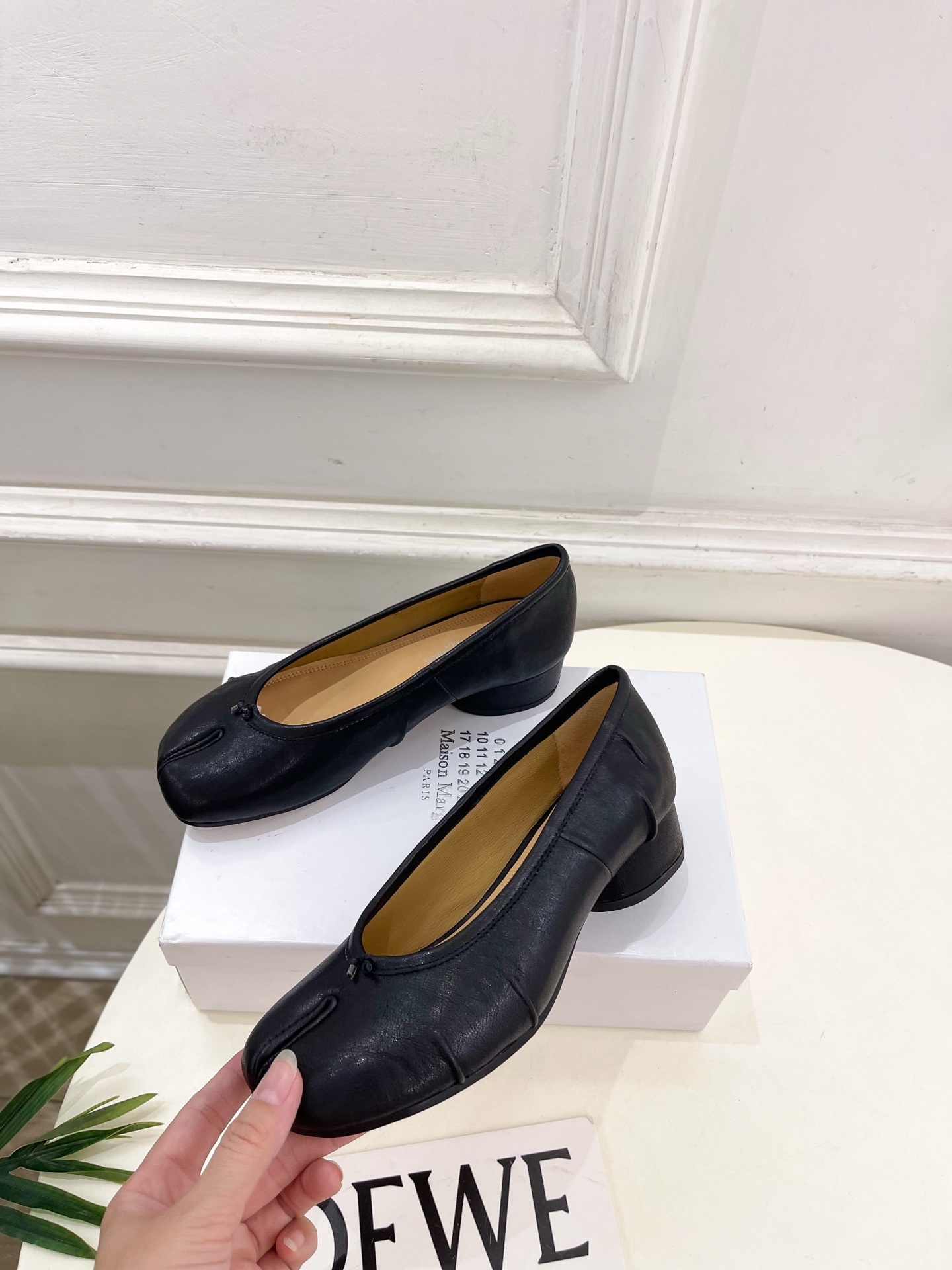Maison Margiela· MM6马吉拉 2025新款 Tabi分趾褶皱芭蕾鞋————————MM