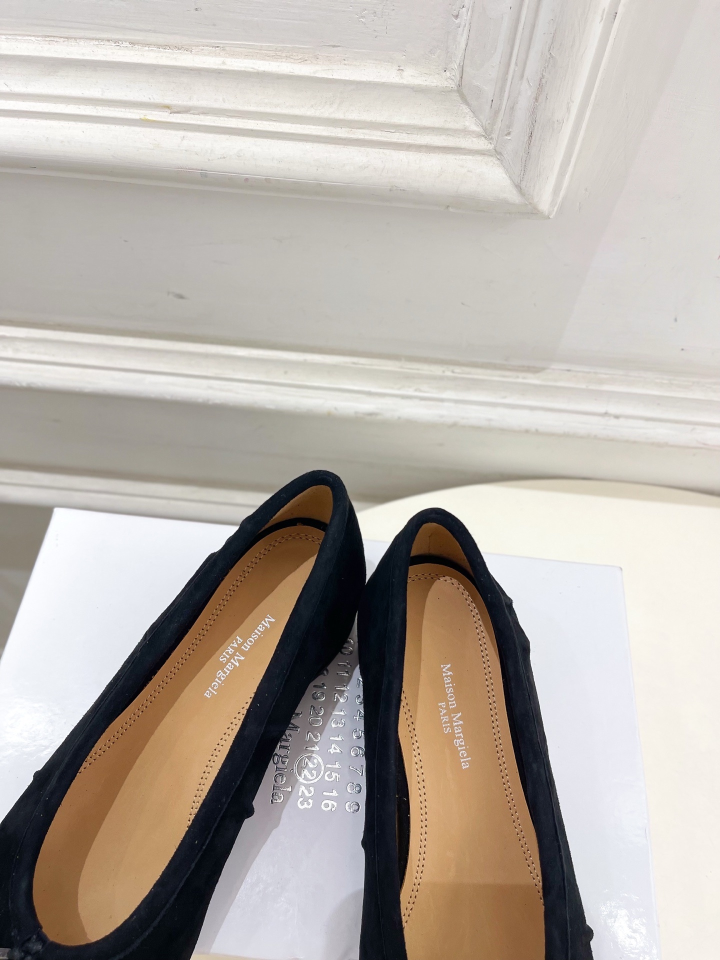 Maison Margiela· MM6马吉拉 2025新款 Tabi分趾褶皱芭蕾鞋————————MM