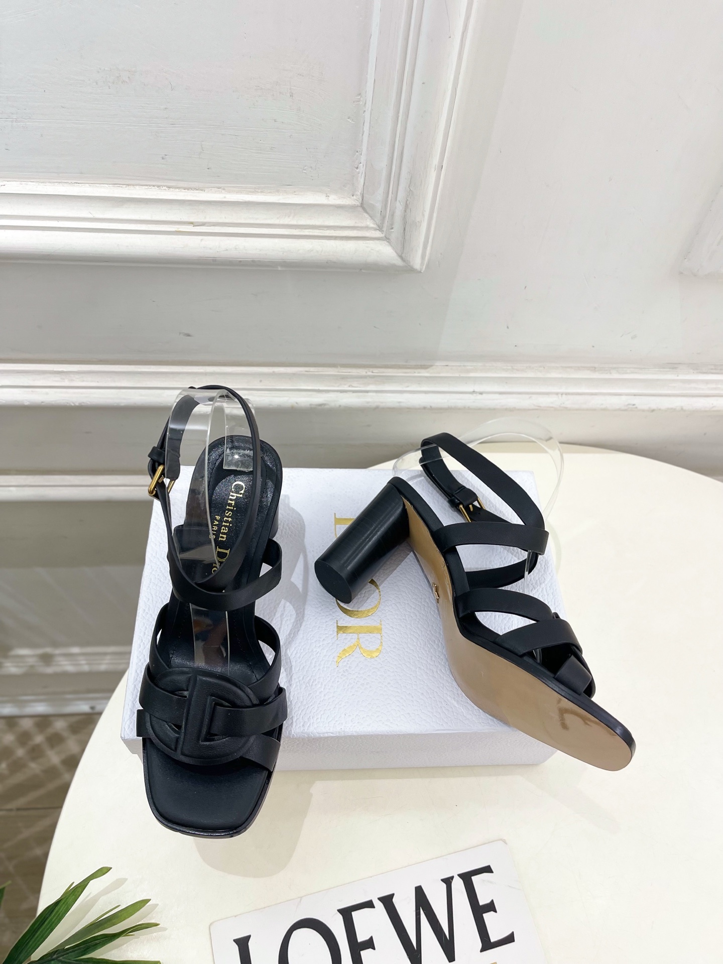 Dior | 迪奥 25 𝐬𝐬 🧡💚2025新品 顶级版本⚠️专柜主打新款 D-Club 高跟凉鞋 硬货