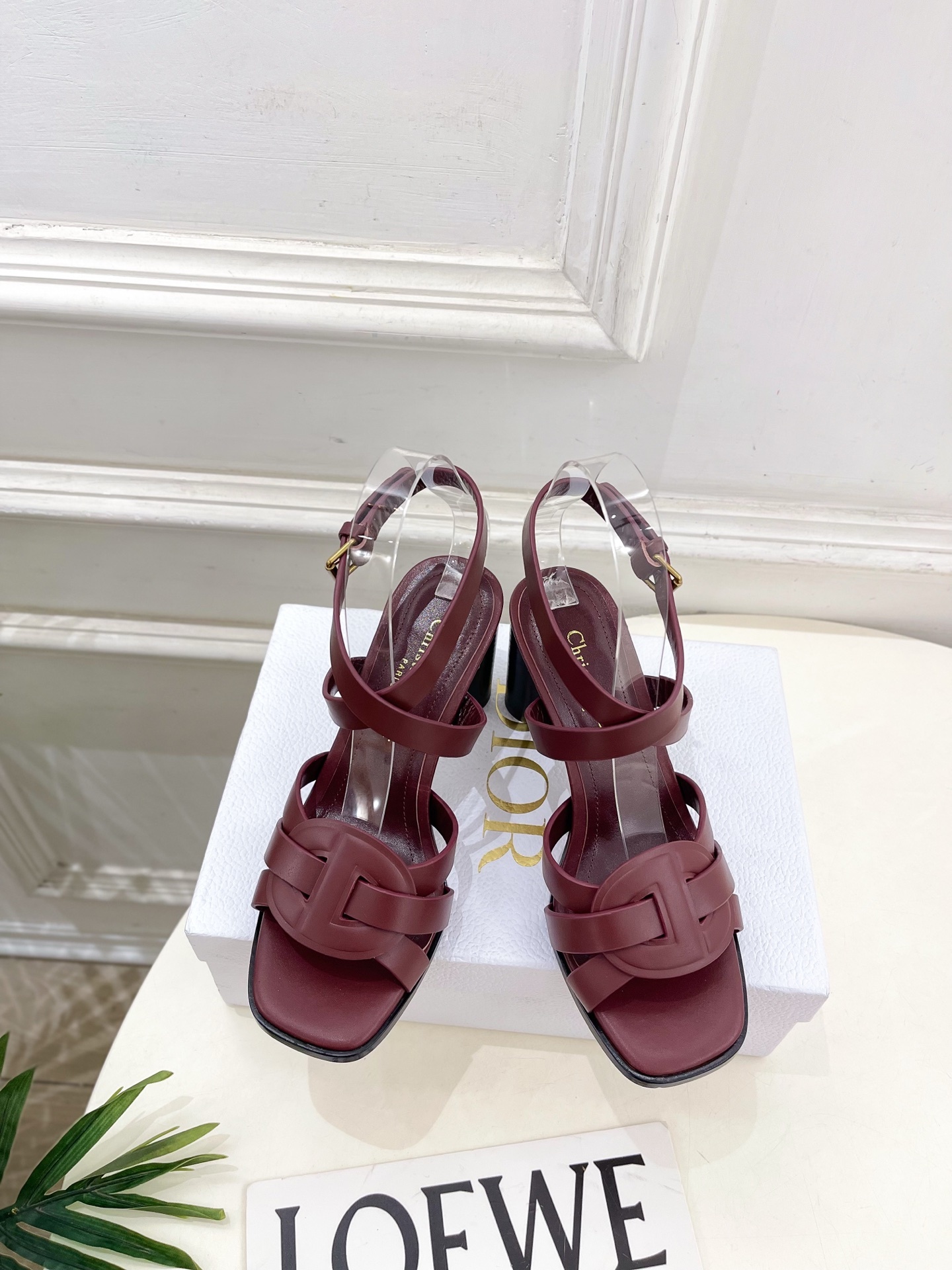 Dior | 迪奥 25 𝐬𝐬 🧡💚2025新品 顶级版本⚠️专柜主打新款 D-Club 高跟凉鞋 硬货
