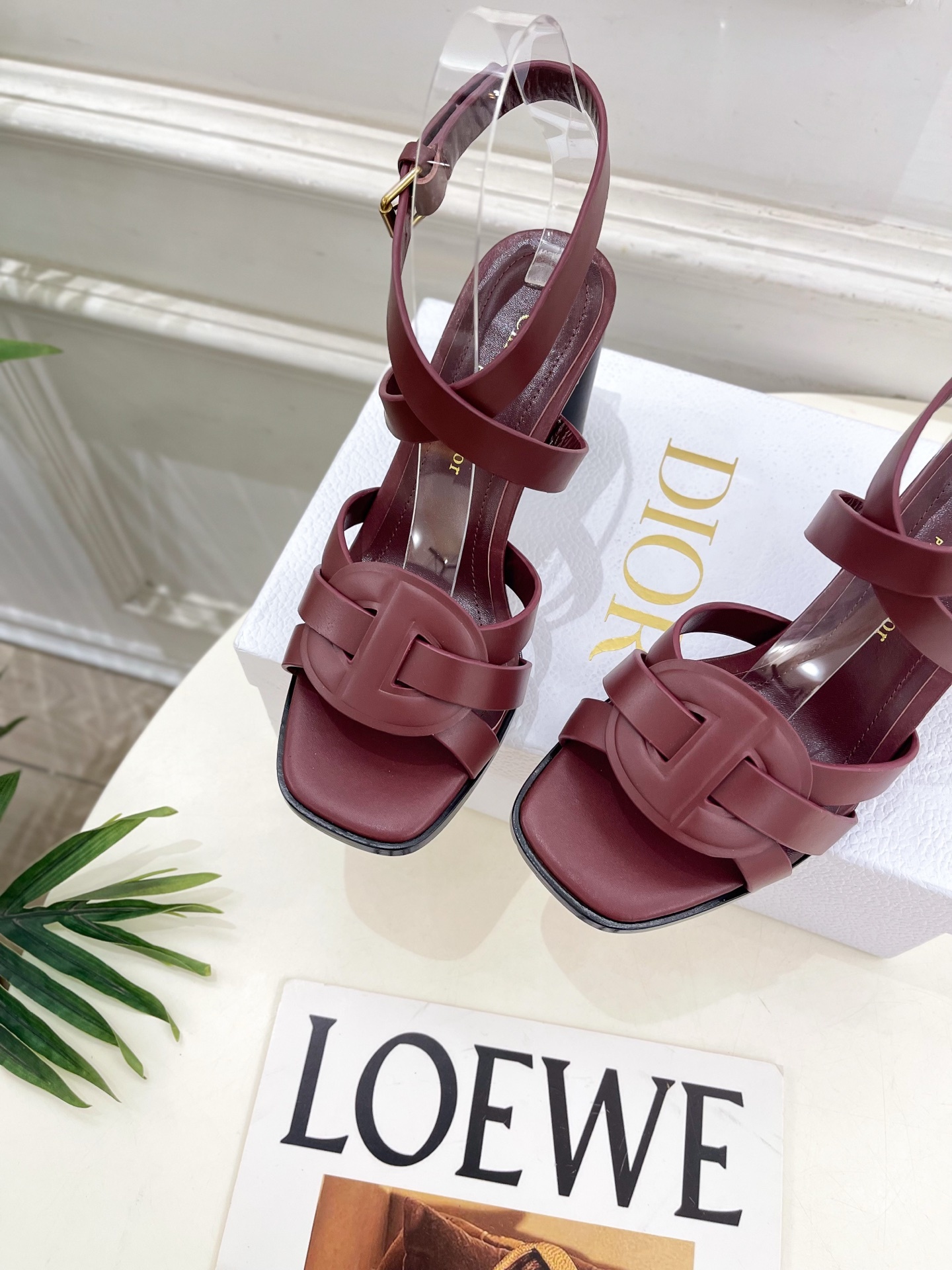 Dior | 迪奥 25 𝐬𝐬 🧡💚2025新品 顶级版本⚠️专柜主打新款 D-Club 高跟凉鞋 硬货