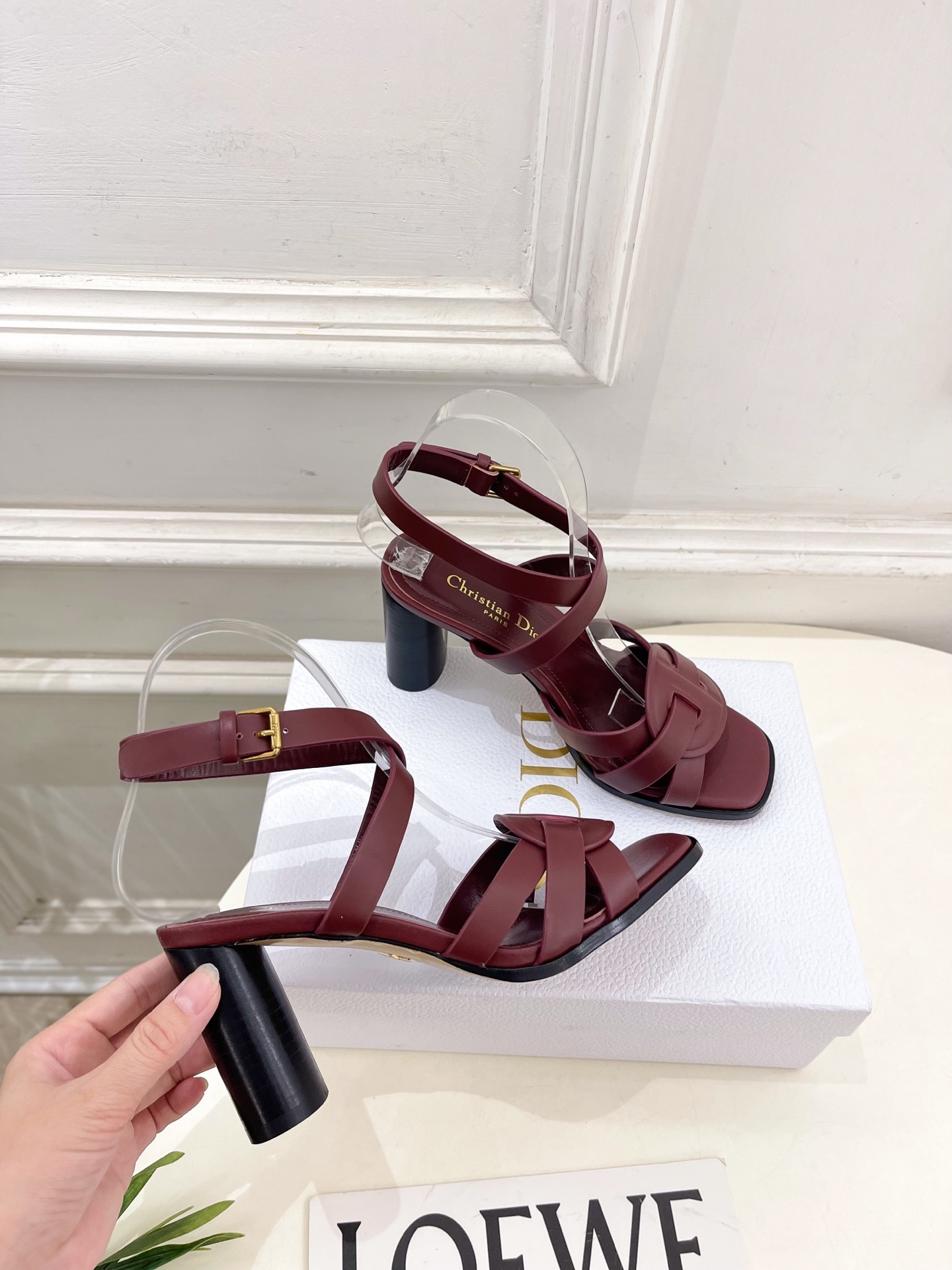 Dior | 迪奥 25 𝐬𝐬 🧡💚2025新品 顶级版本⚠️专柜主打新款 D-Club 高跟凉鞋 硬货