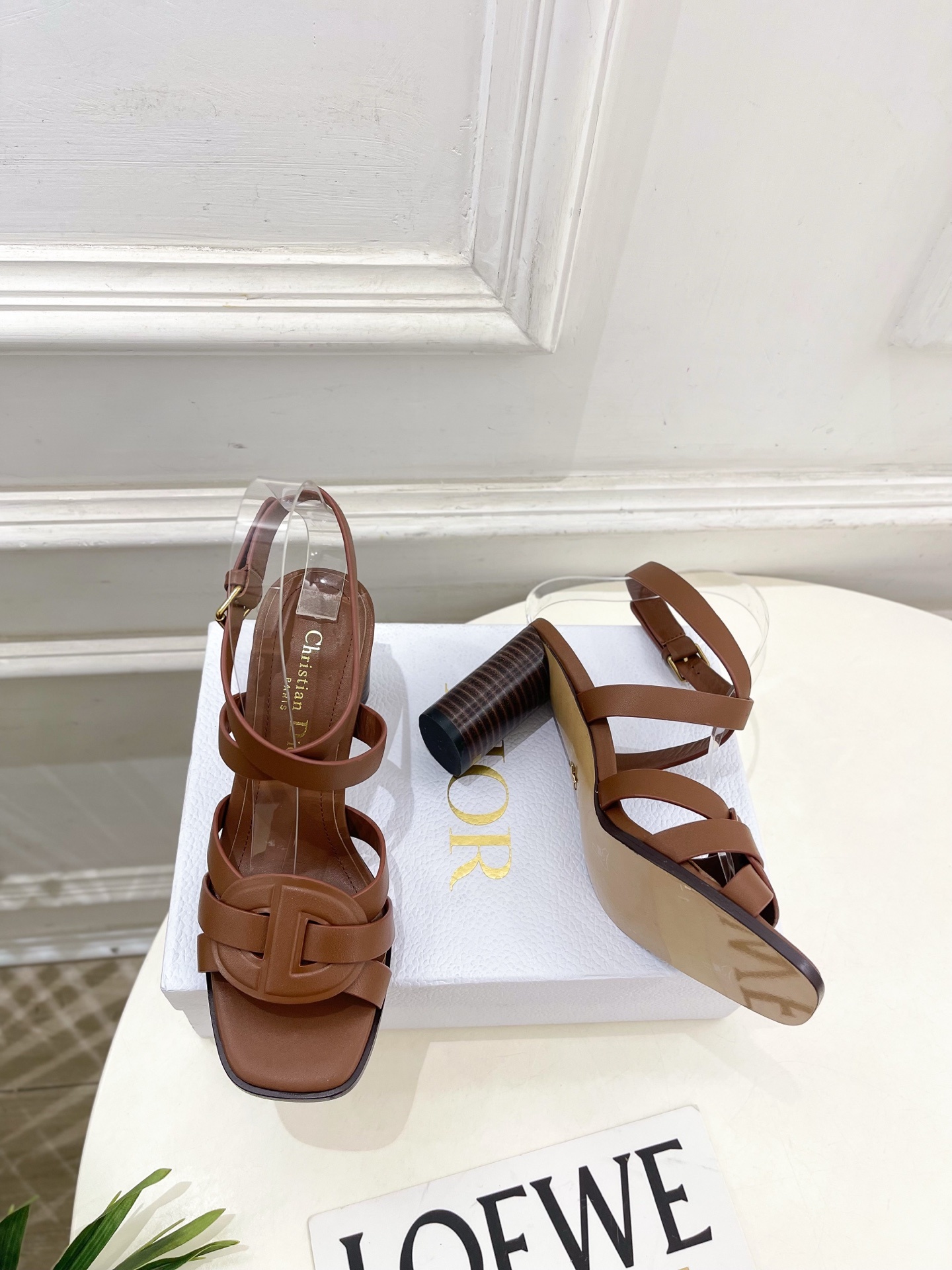 Dior | 迪奥 25 𝐬𝐬 🧡💚2025新品 顶级版本⚠️专柜主打新款 D-Club 高跟凉鞋 硬货