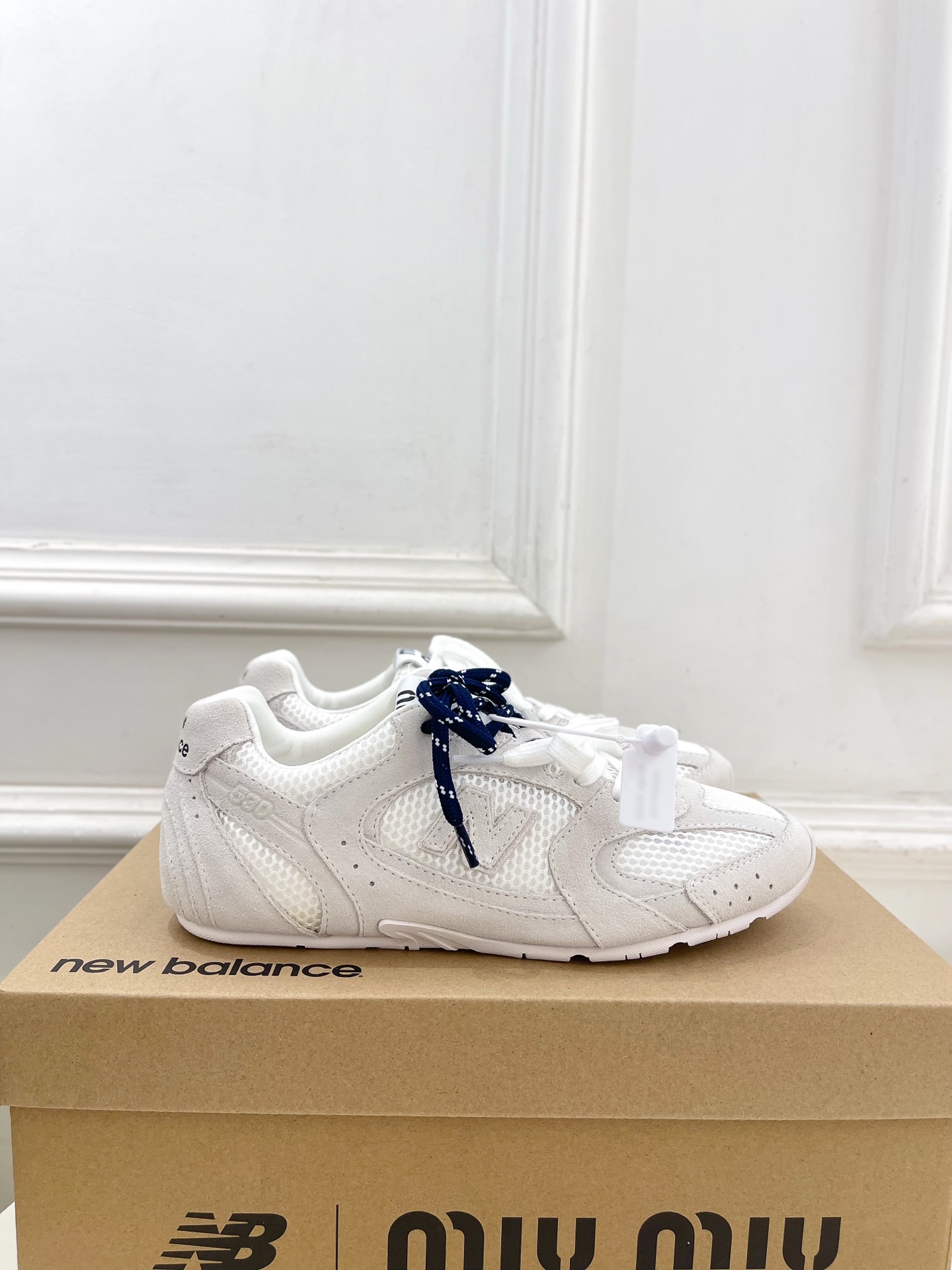 Miu Miu | 缪缪 25𝐬𝐬🖤专柜主打最新秀款 2025新品New Balance x Miu M