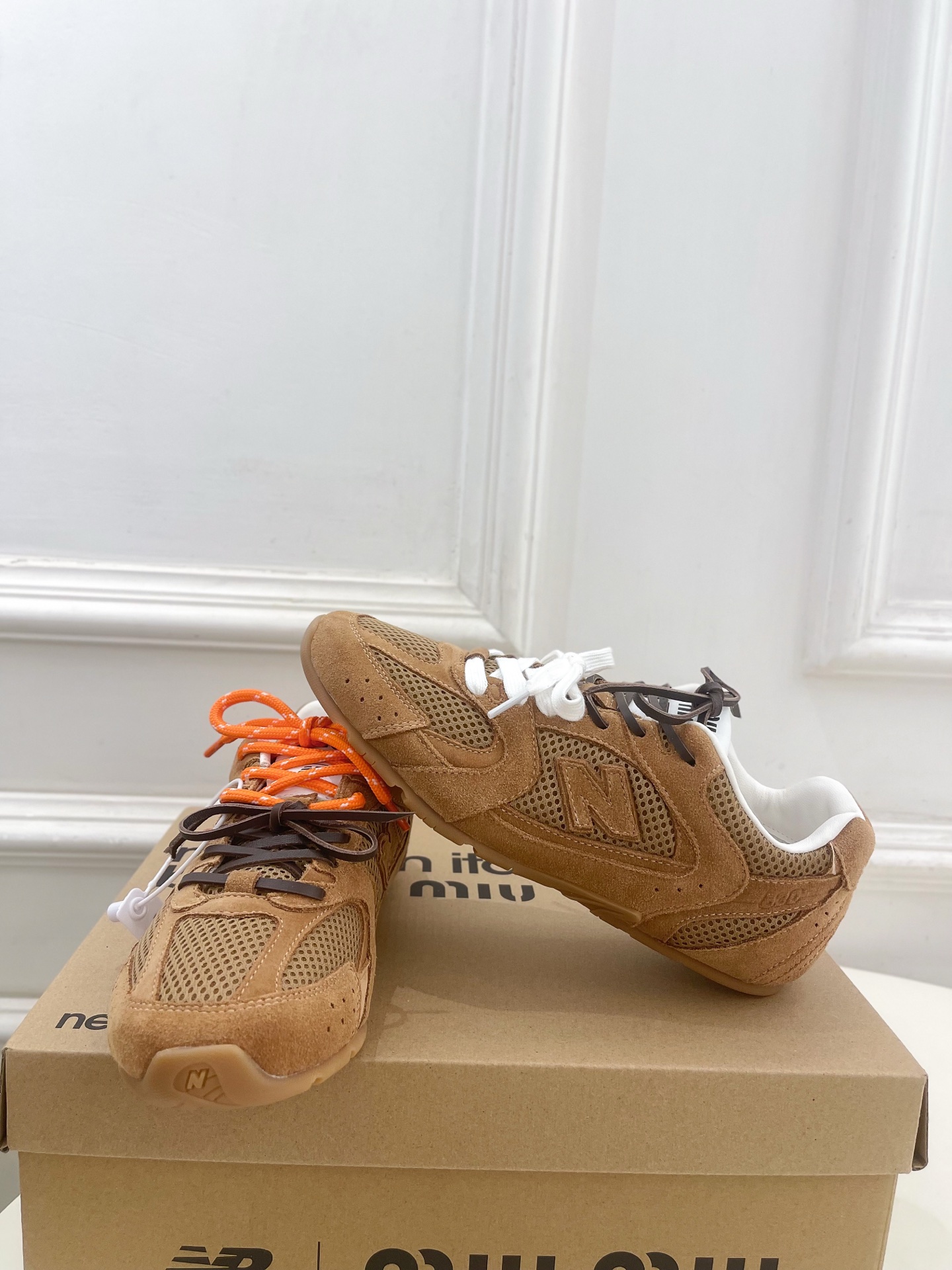 Miu Miu | 缪缪 25𝐬𝐬🖤专柜主打最新秀款 2025新品New Balance x Miu M