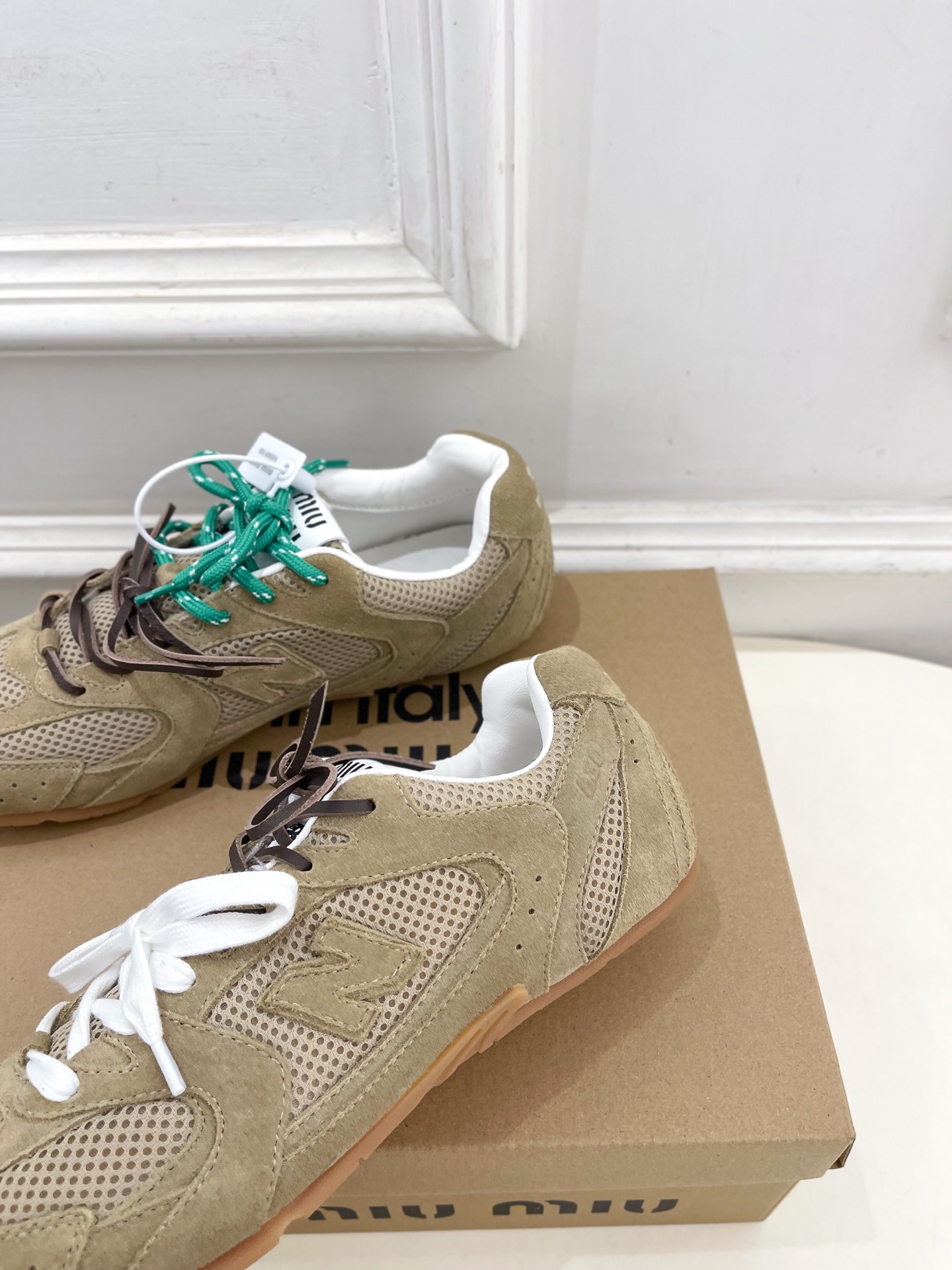 Miu Miu | 缪缪 25𝐬𝐬🖤专柜主打最新秀款 2025新品New Balance x Miu M