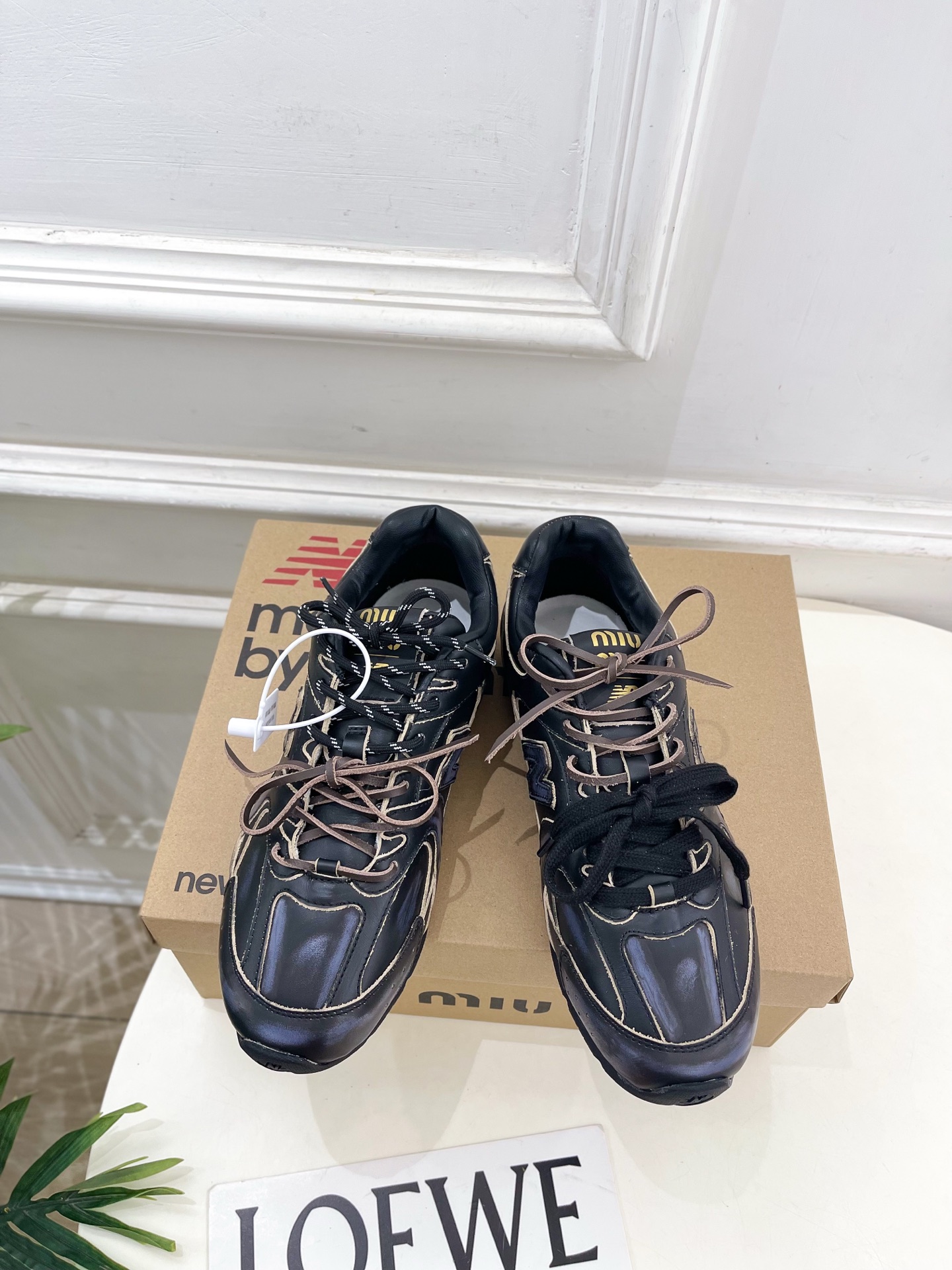 Miu Miu | 缪缪 25𝐬𝐬🖤专柜主打最新秀款 2025新品New Balance x Miu M