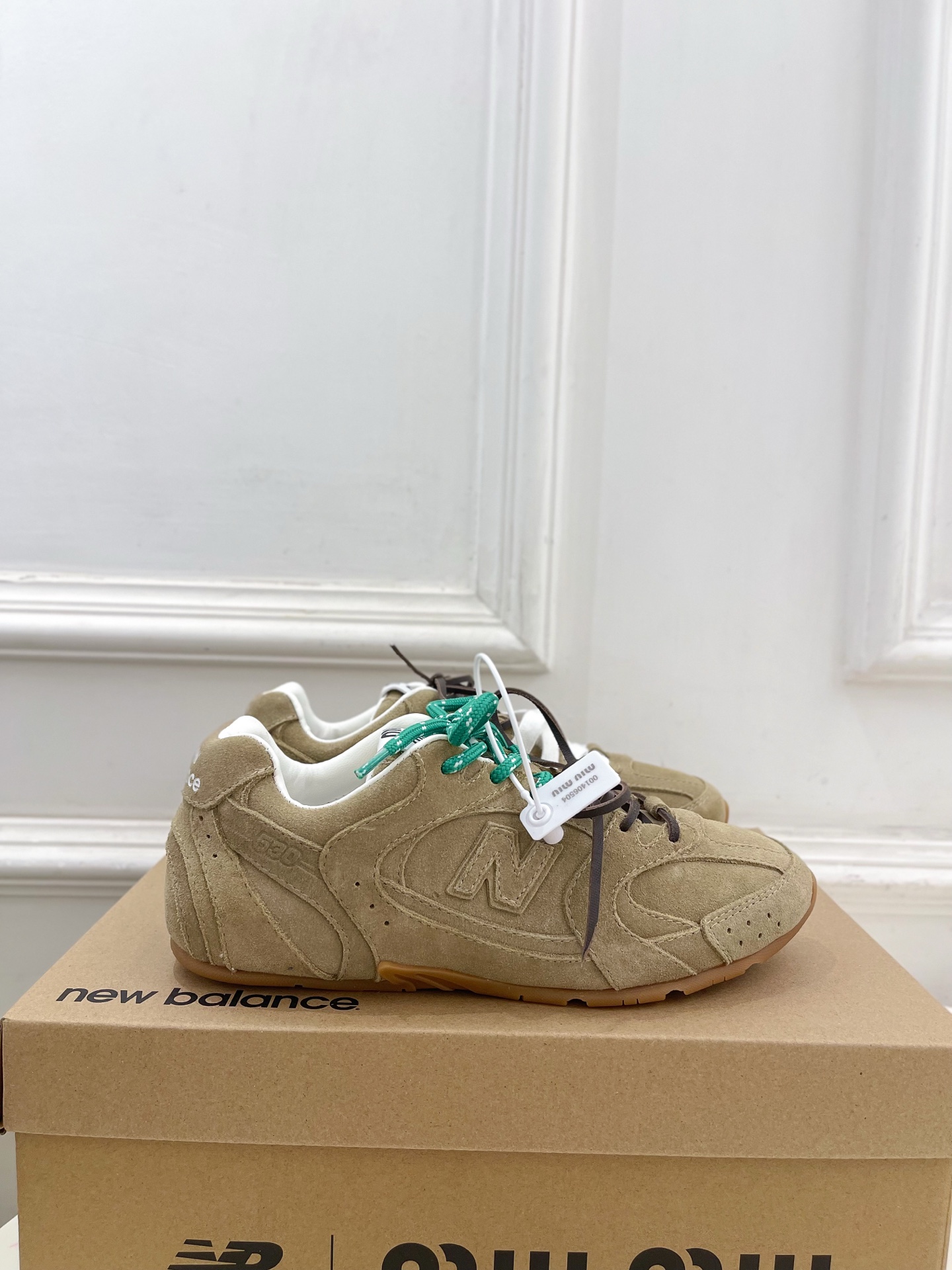 Miu Miu | 缪缪 25𝐬𝐬🖤专柜主打最新秀款 2025新品New Balance x Miu M
