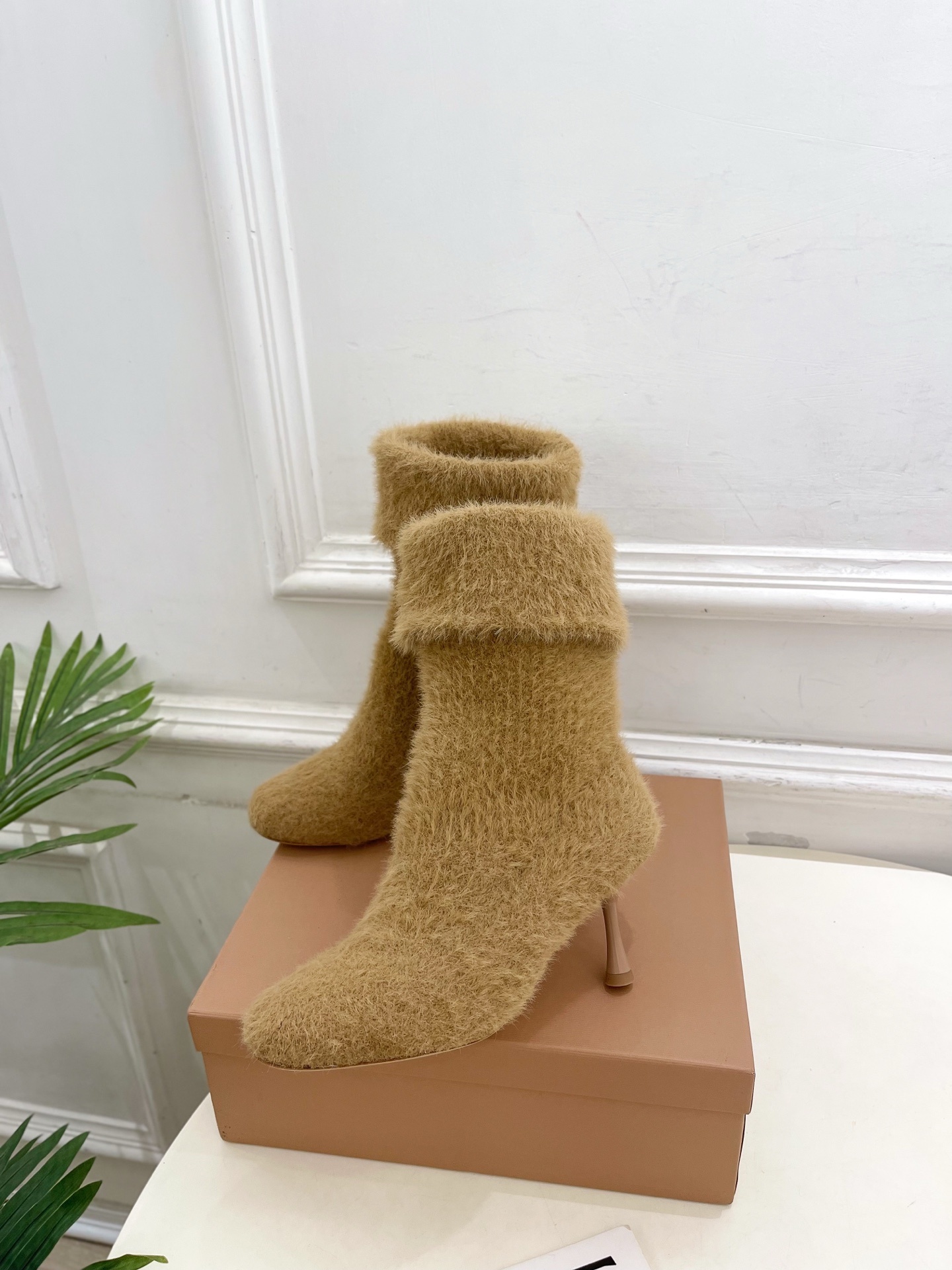 Gianvito Rossi|吉安维托·罗西 25𝐬𝐬2025秋冬新品 针织毛高跟袜子靴 火爆上新!这鞋
