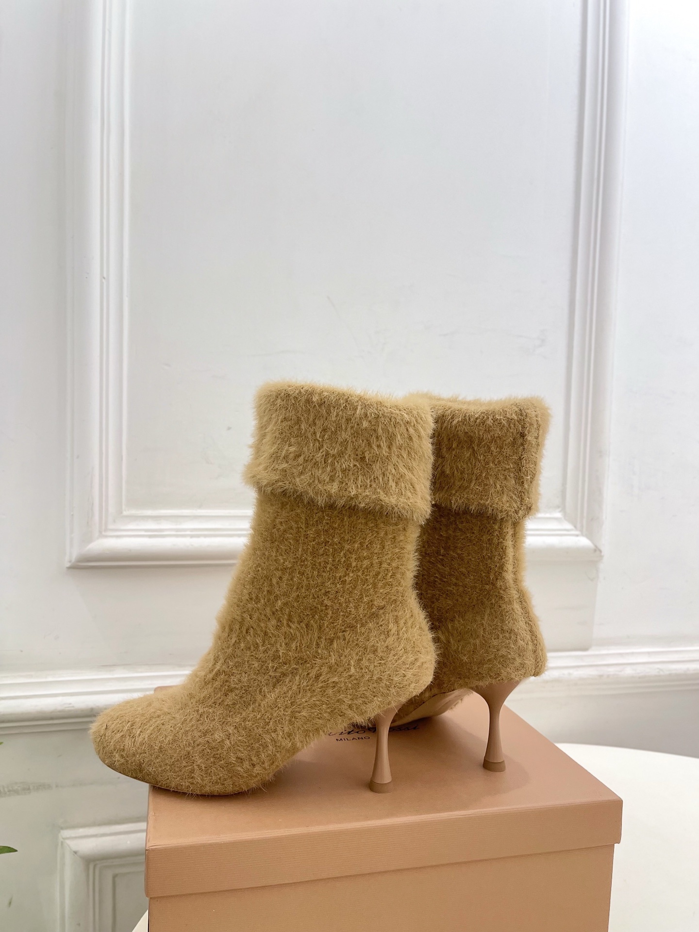 Gianvito Rossi|吉安维托·罗西 25𝐬𝐬2025秋冬新品 针织毛高跟袜子靴 火爆上新!这鞋