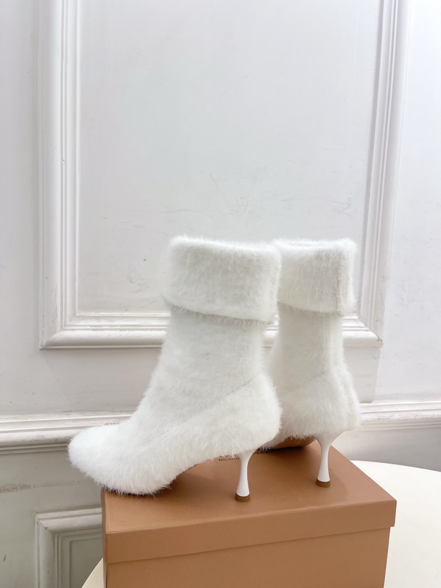 Gianvito Rossi|吉安维托·罗西 25𝐬𝐬2025秋冬新品 针织毛高跟袜子靴 火爆上新!这鞋