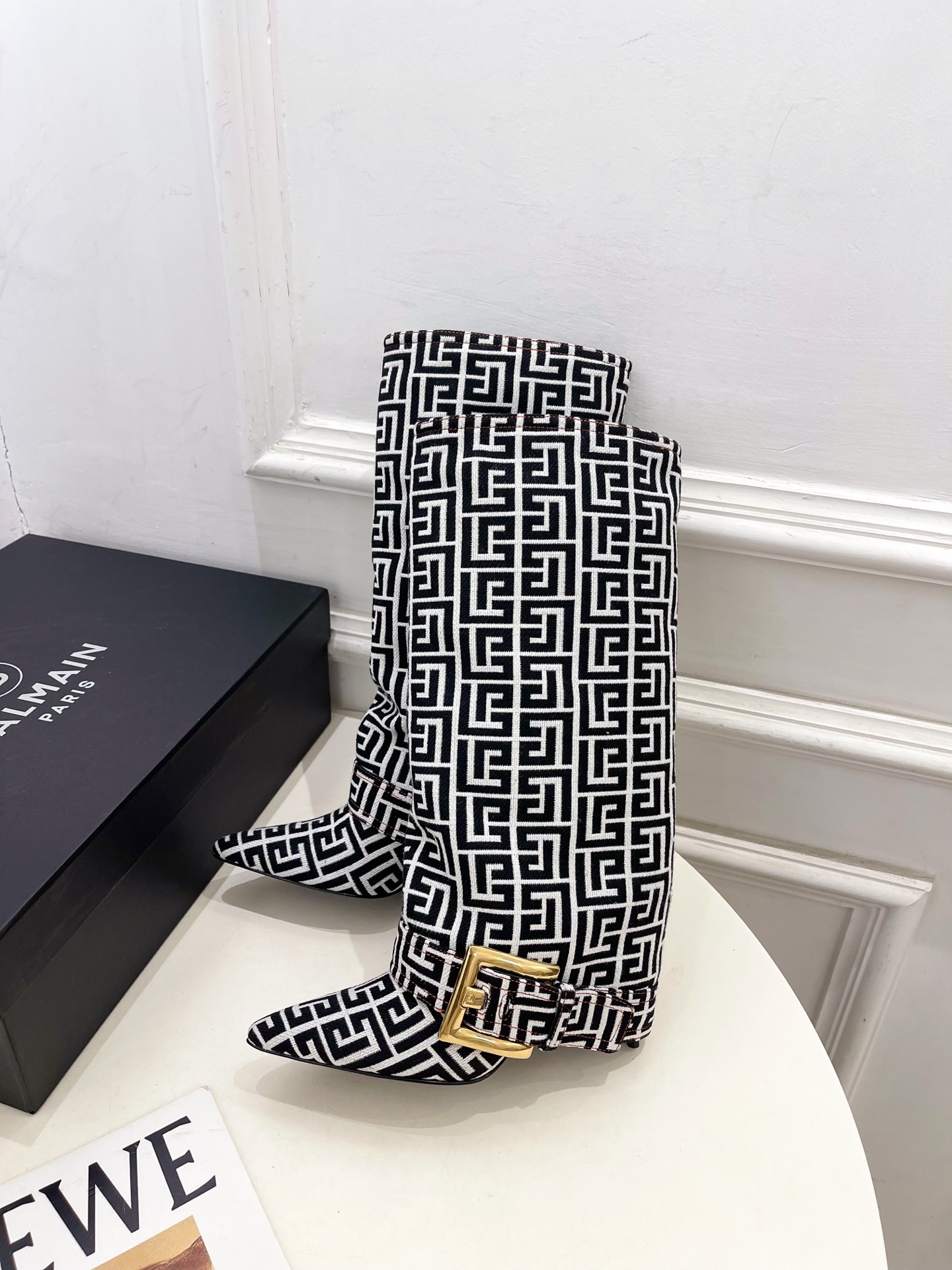 Balmain巴尔曼 代购级别⚠️2025秋冬新品 经典尖头皮带扣裤管靴—————————顶级奢侈品牌 
