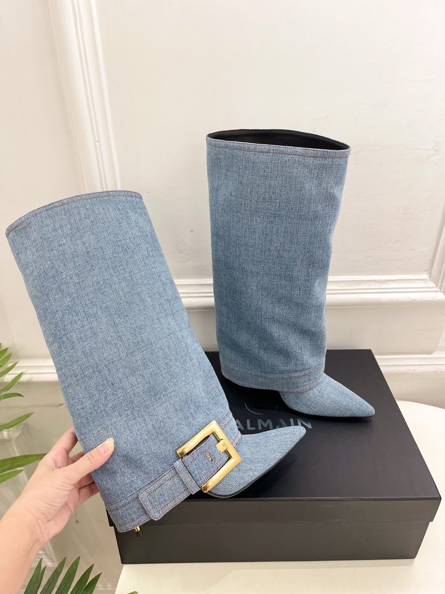 Balmain巴尔曼 代购级别⚠️2025秋冬新品 经典尖头皮带扣裤管靴—————————顶级奢侈品牌 