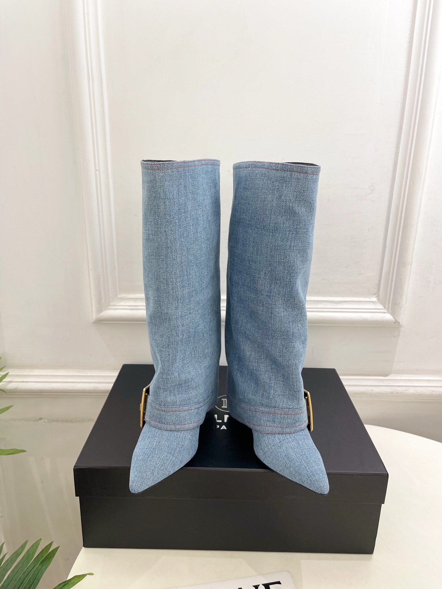 Balmain巴尔曼 代购级别⚠️2025秋冬新品 经典尖头皮带扣裤管靴—————————顶级奢侈品牌 