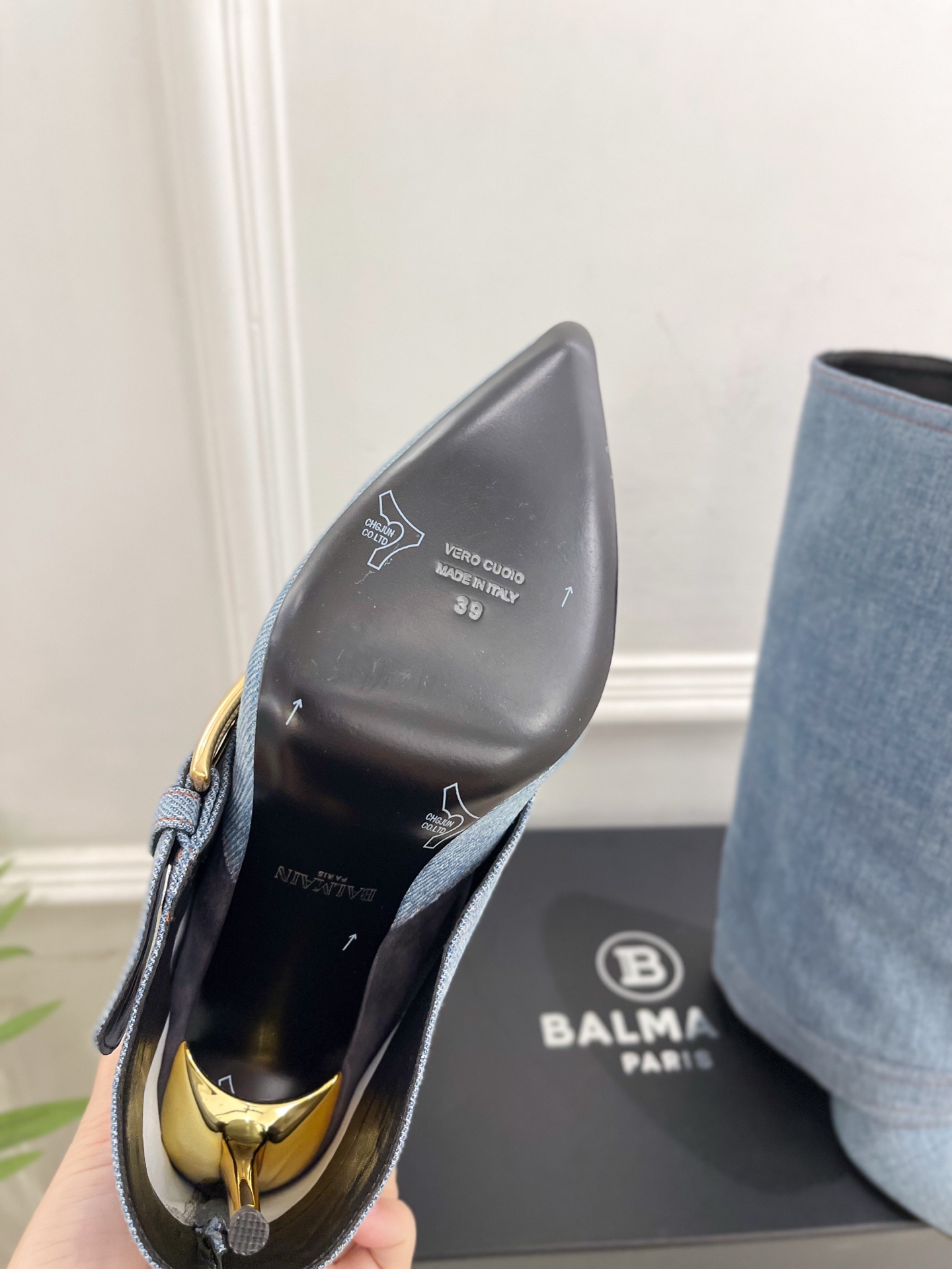 Balmain巴尔曼 代购级别⚠️2025秋冬新品 经典尖头皮带扣裤管靴—————————顶级奢侈品牌 