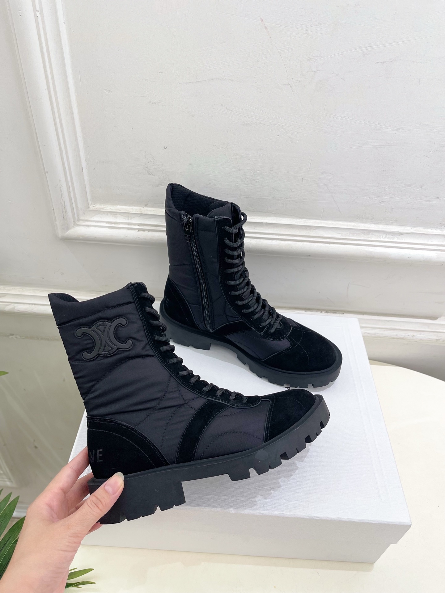CELINE | 赛琳 25𝐬𝐬💛2025 秋冬最新秀款 MARGARET凯旋门厚底系带马丁靴🆕🔜 BS