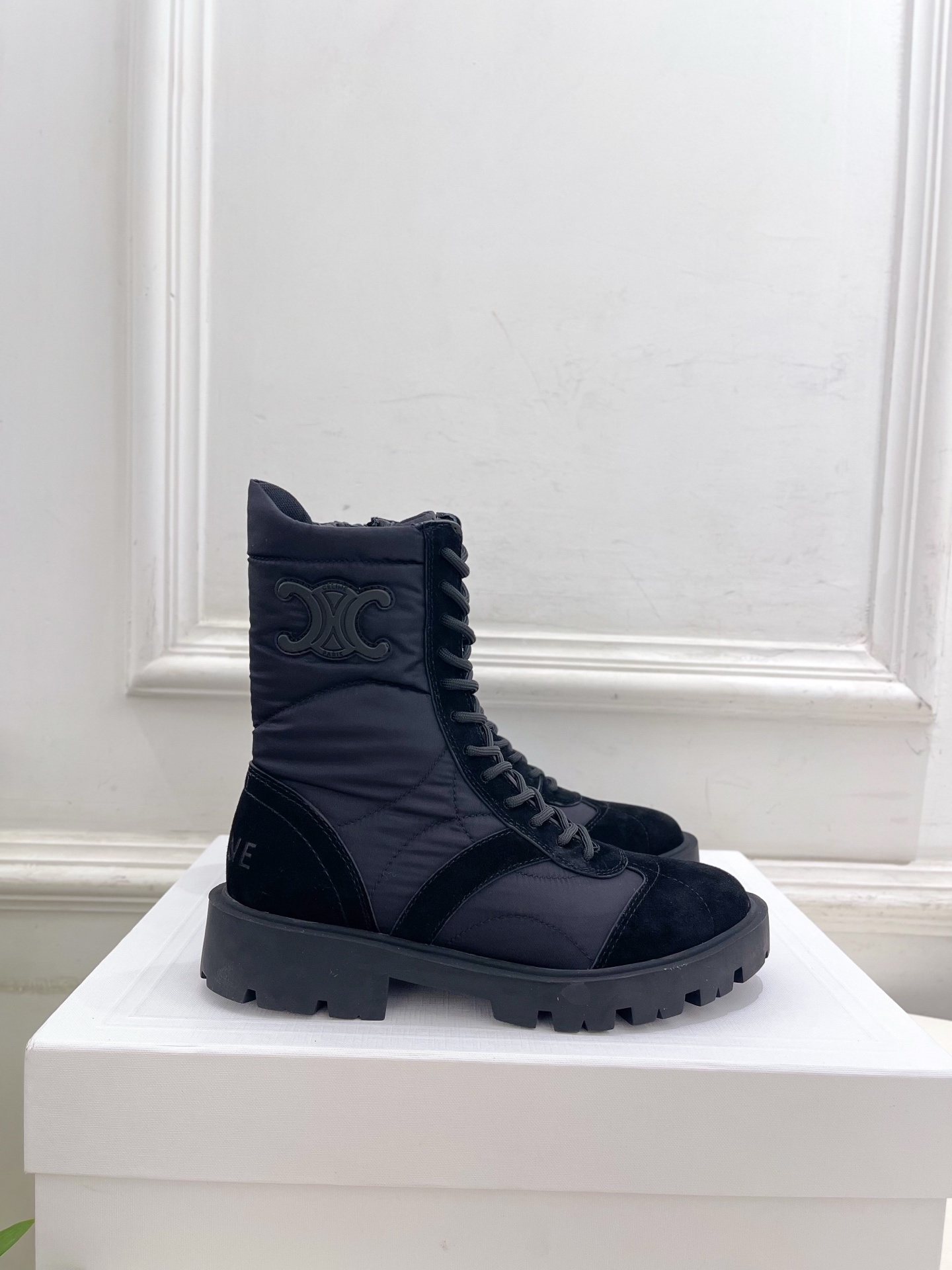 CELINE | 赛琳 25𝐬𝐬💛2025 秋冬最新秀款 MARGARET凯旋门厚底系带马丁靴🆕🔜 BS