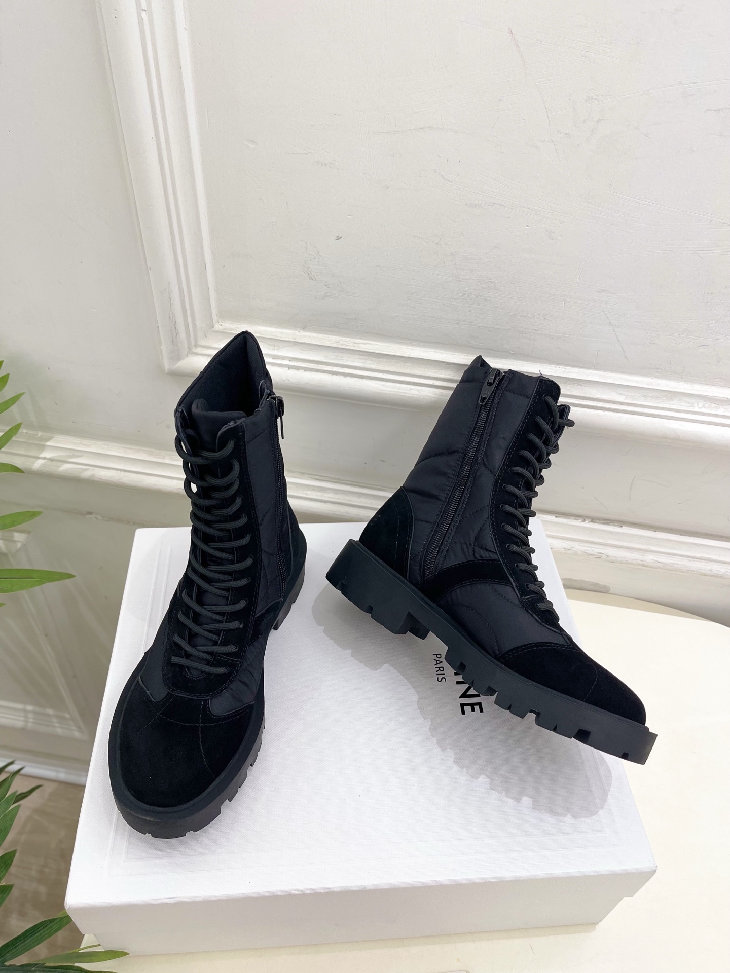 CELINE | 赛琳 25𝐬𝐬💛2025 秋冬最新秀款 MARGARET凯旋门厚底系带马丁靴🆕🔜 BS