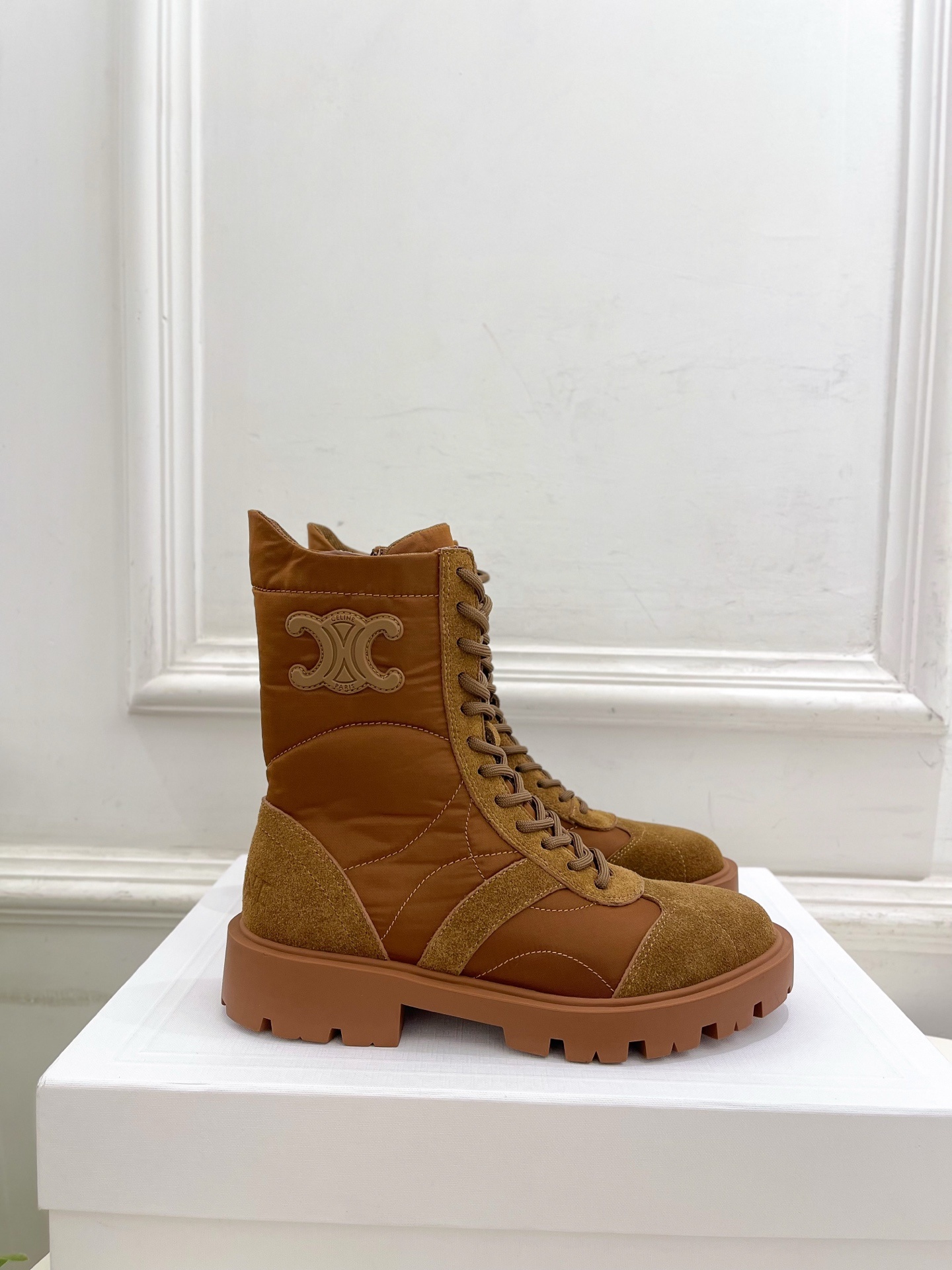 CELINE | 赛琳 25𝐬𝐬💛2025 秋冬最新秀款 MARGARET凯旋门厚底系带马丁靴🆕🔜 BS
