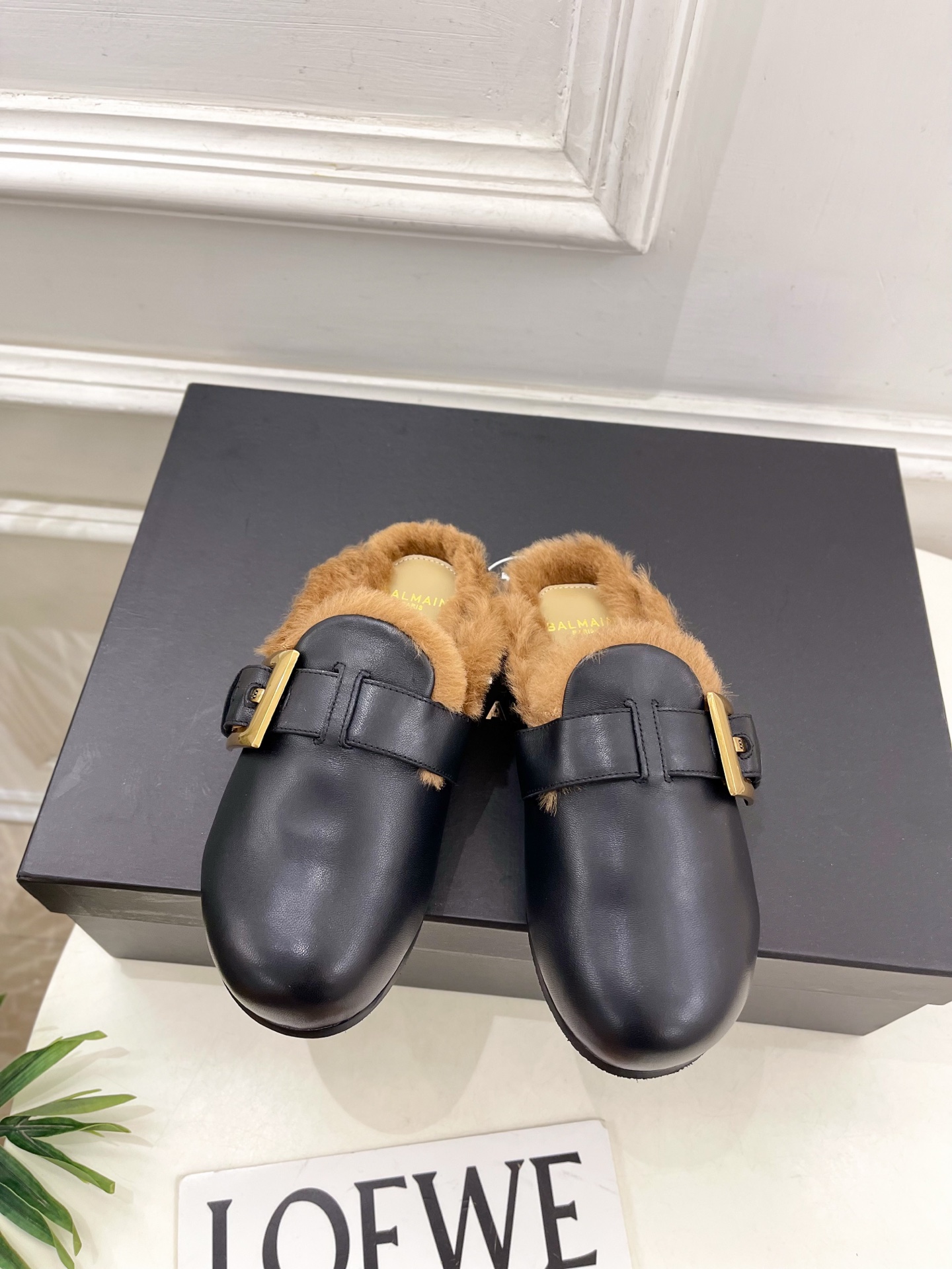 Balmain巴尔曼 代购级别⚠️2025秋冬新品 经典皮带扣半拖毛毛拖—————————顶级奢侈品牌 