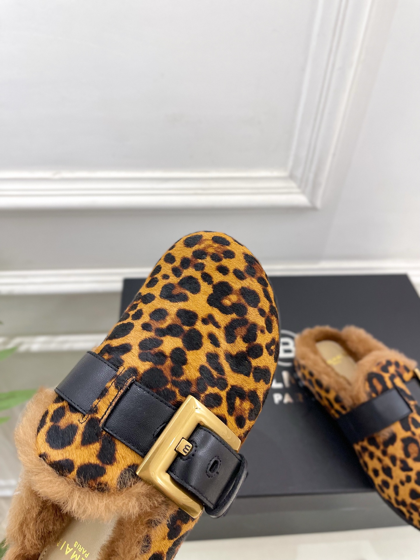 Balmain巴尔曼 代购级别⚠️2025秋冬新品 经典皮带扣半拖毛毛拖—————————顶级奢侈品牌 