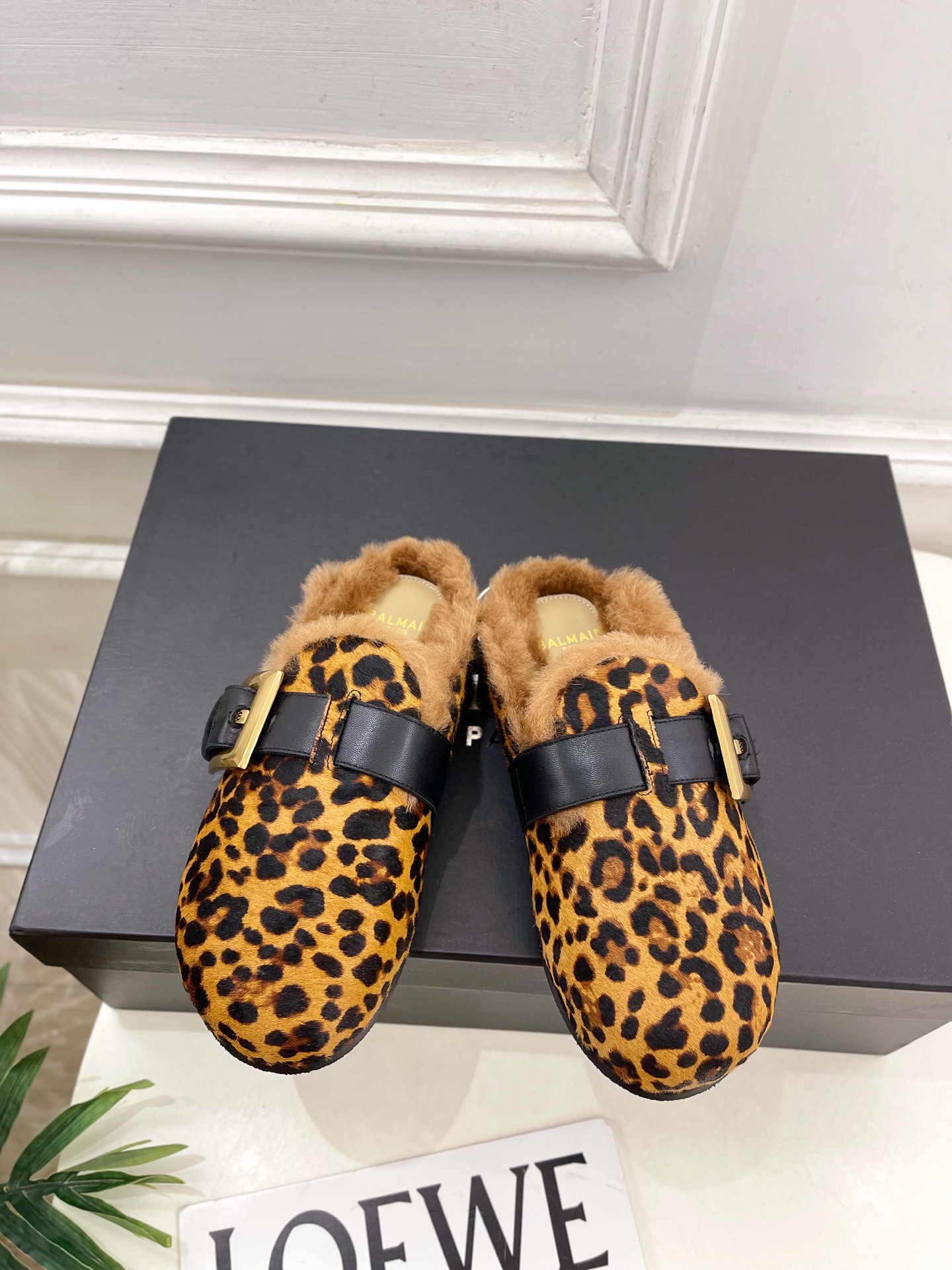 Balmain巴尔曼 代购级别⚠️2025秋冬新品 经典皮带扣半拖毛毛拖—————————顶级奢侈品牌 