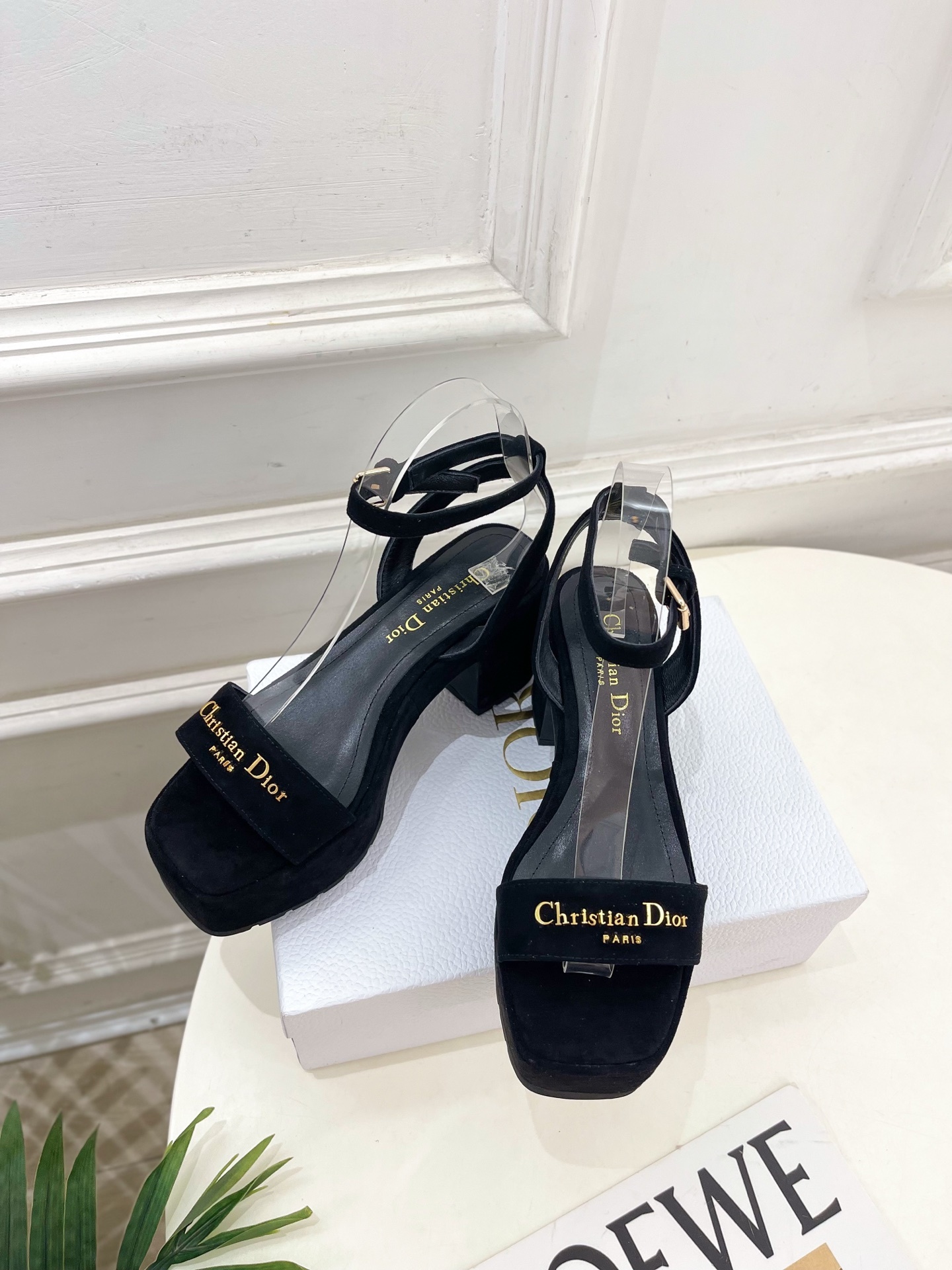 Dior | 迪奥 25 𝐬𝐬 🧡💚2025新品 顶级版本⚠️专柜主打新款 D-Lane 字母扣厚底凉鞋