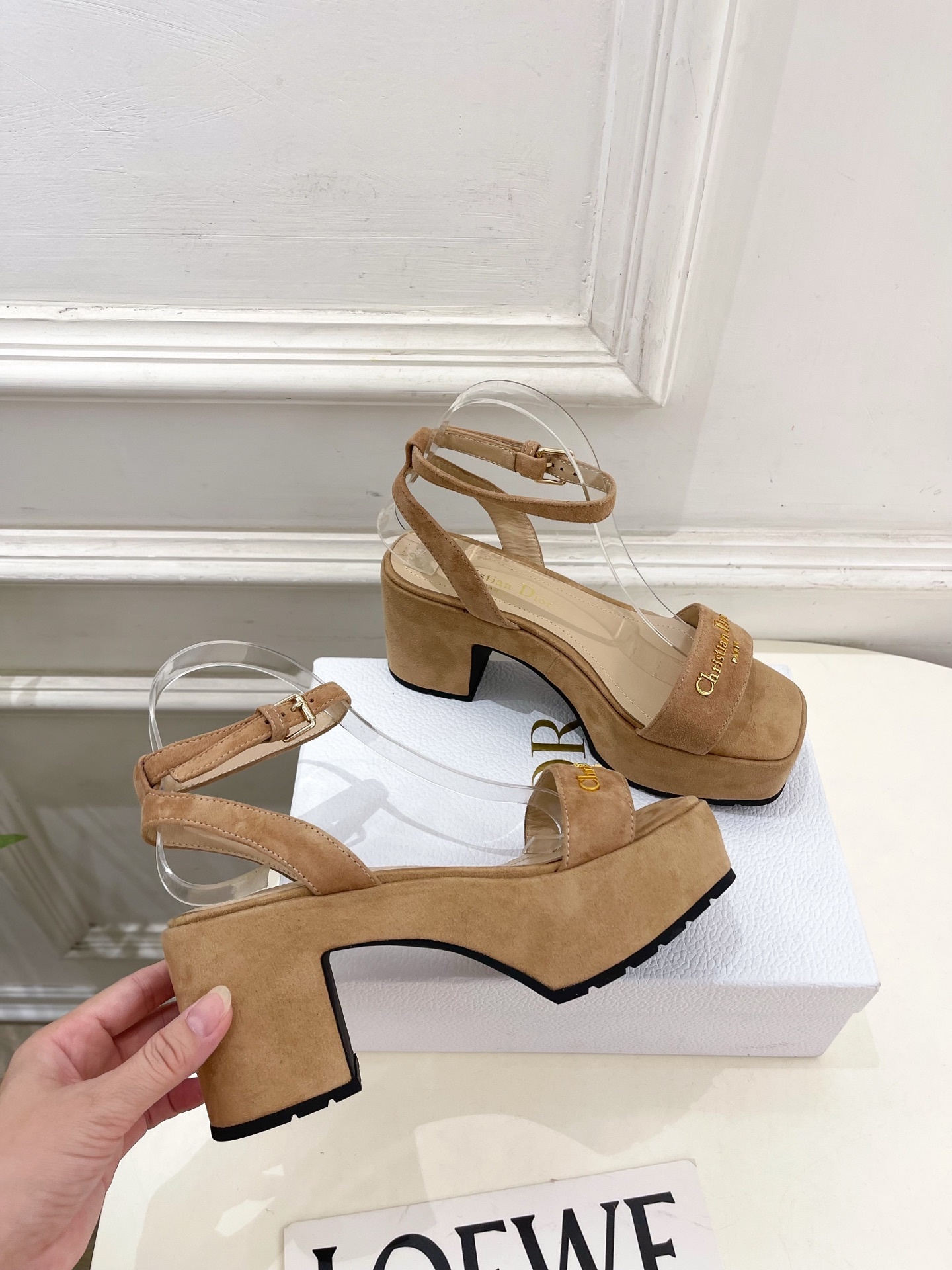 Dior | 迪奥 25 𝐬𝐬 🧡💚2025新品 顶级版本⚠️专柜主打新款 D-Lane 字母扣厚底凉鞋