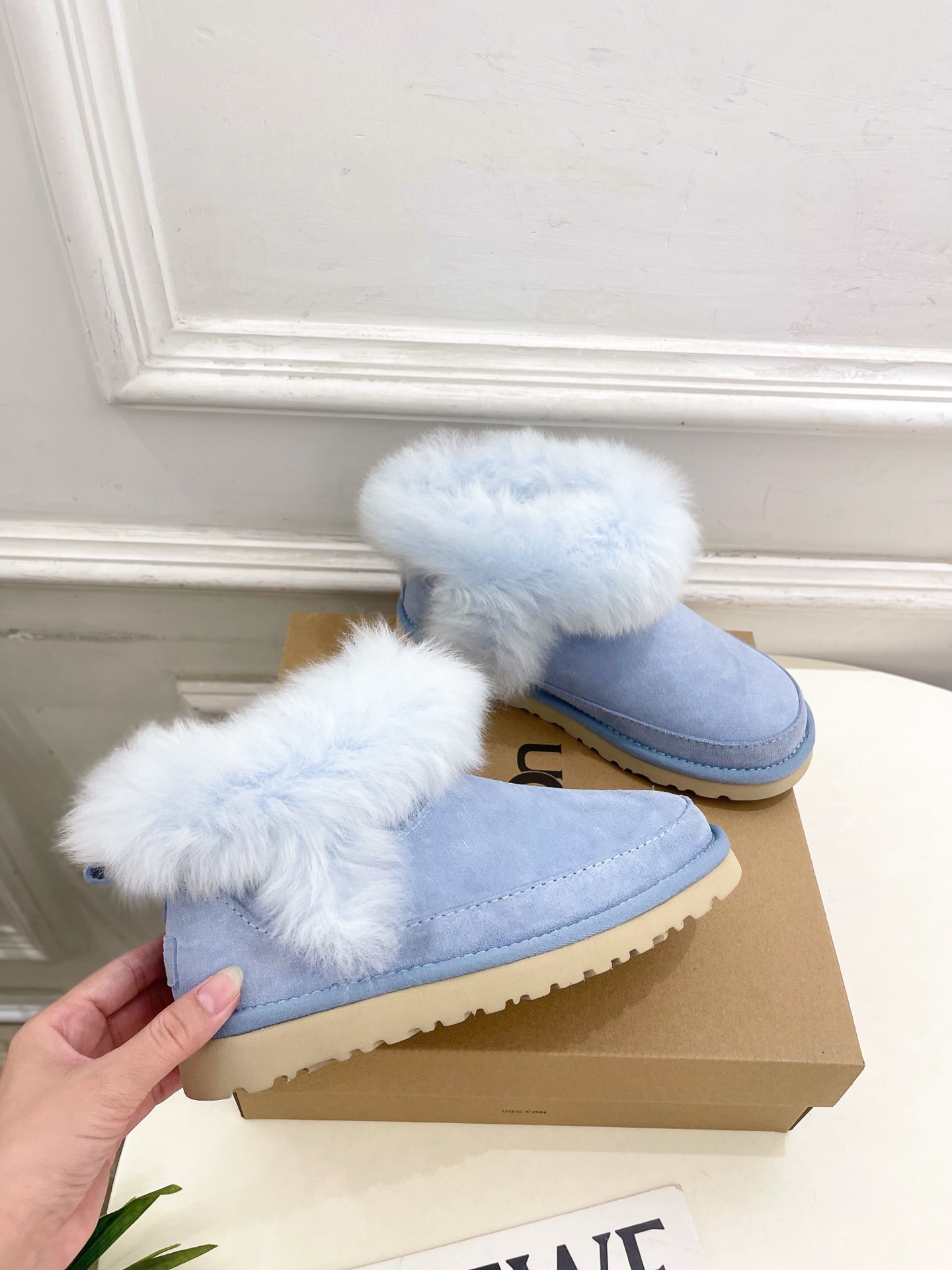 UGG Women's Classic Short Fashion Boot Warm Winter Snow Boots - Light Blue