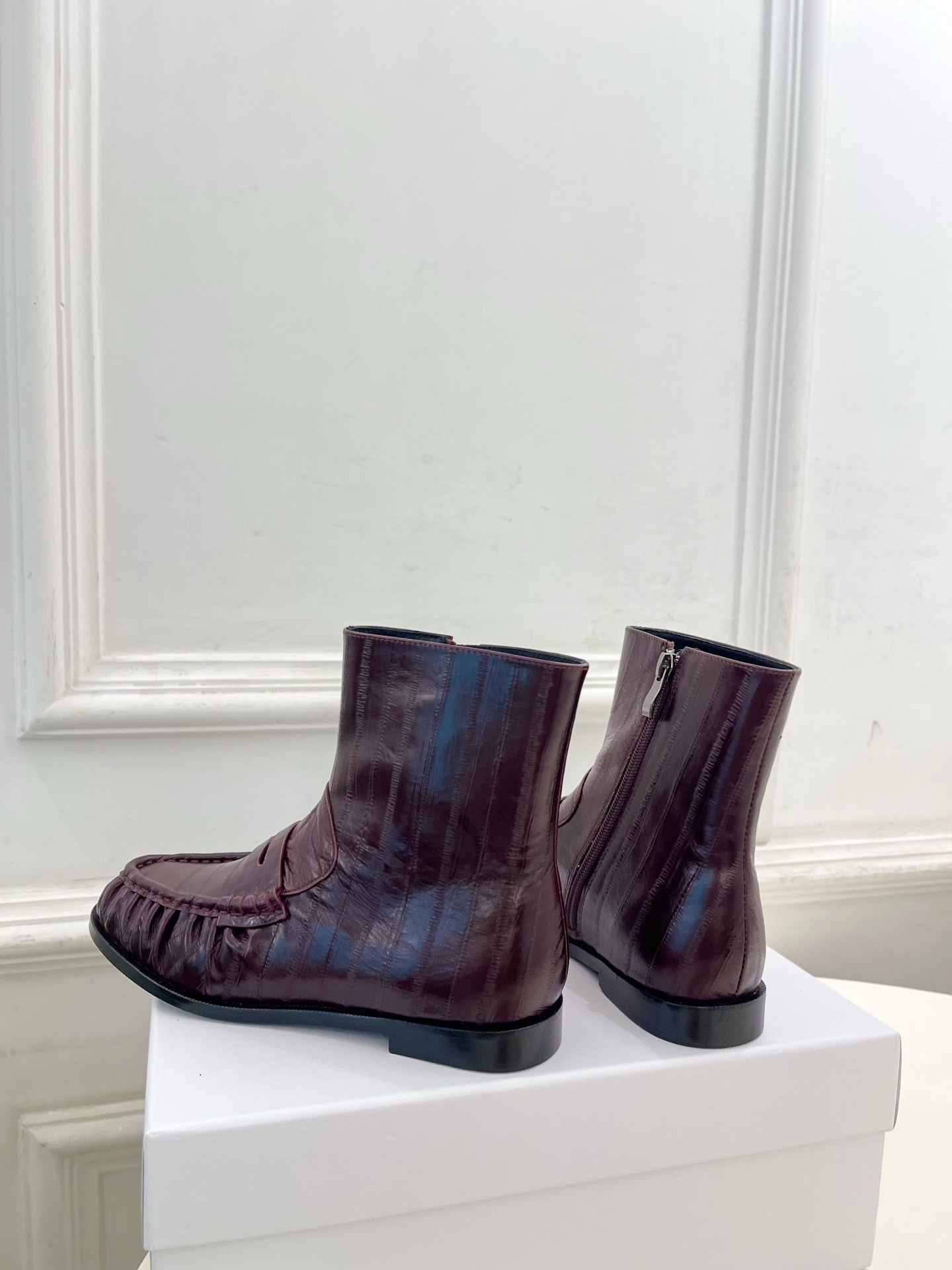 Yves Saint Laurent Wrinkled Loafer Boots - Autumn/Winter 2025 Collection 9 i1760729556781 6465 0 7