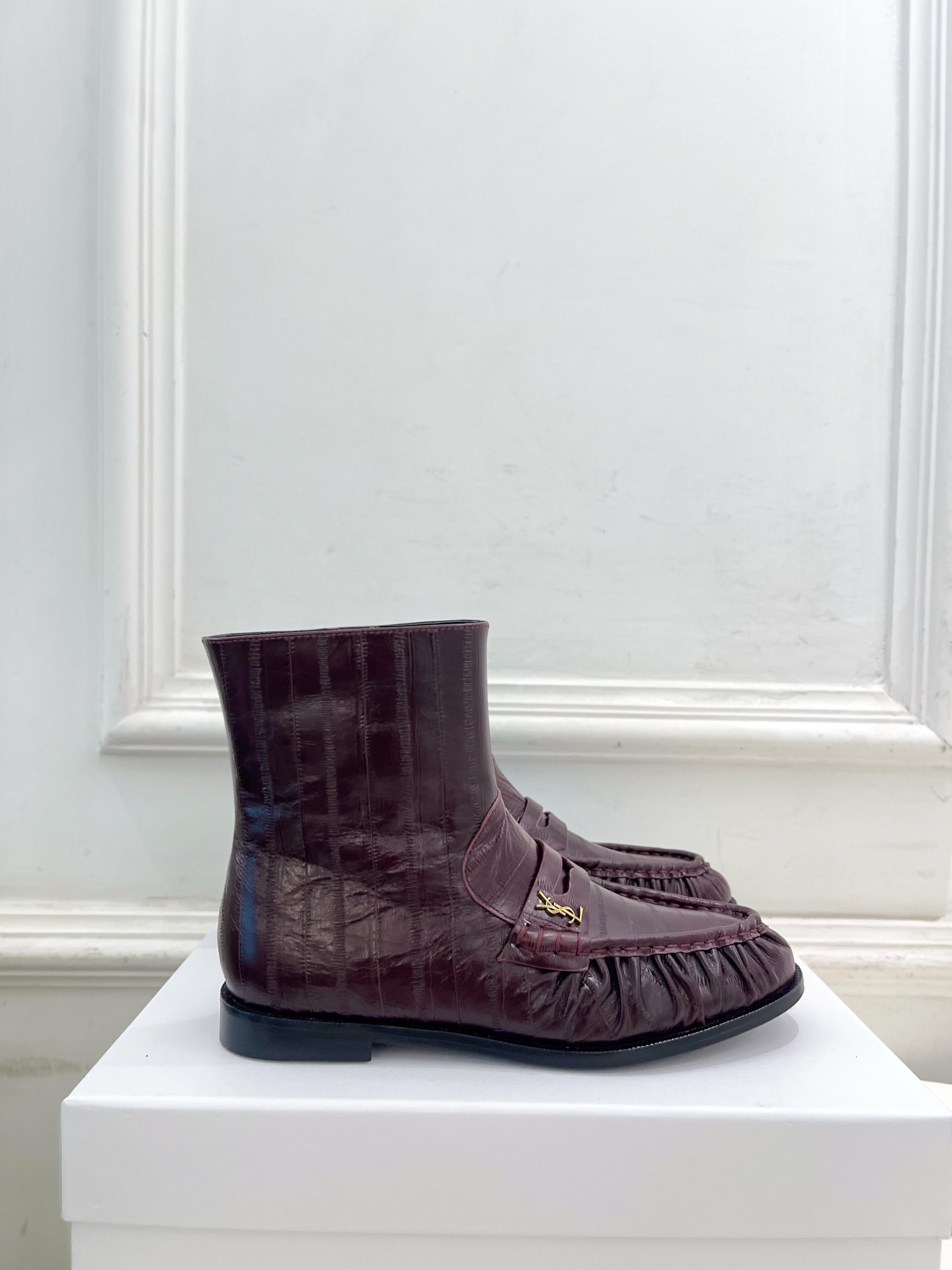 Yves Saint Laurent Wrinkled Loafer Boots - Autumn/Winter 2025 Collection 4 i1760729556835 1447 0 1
