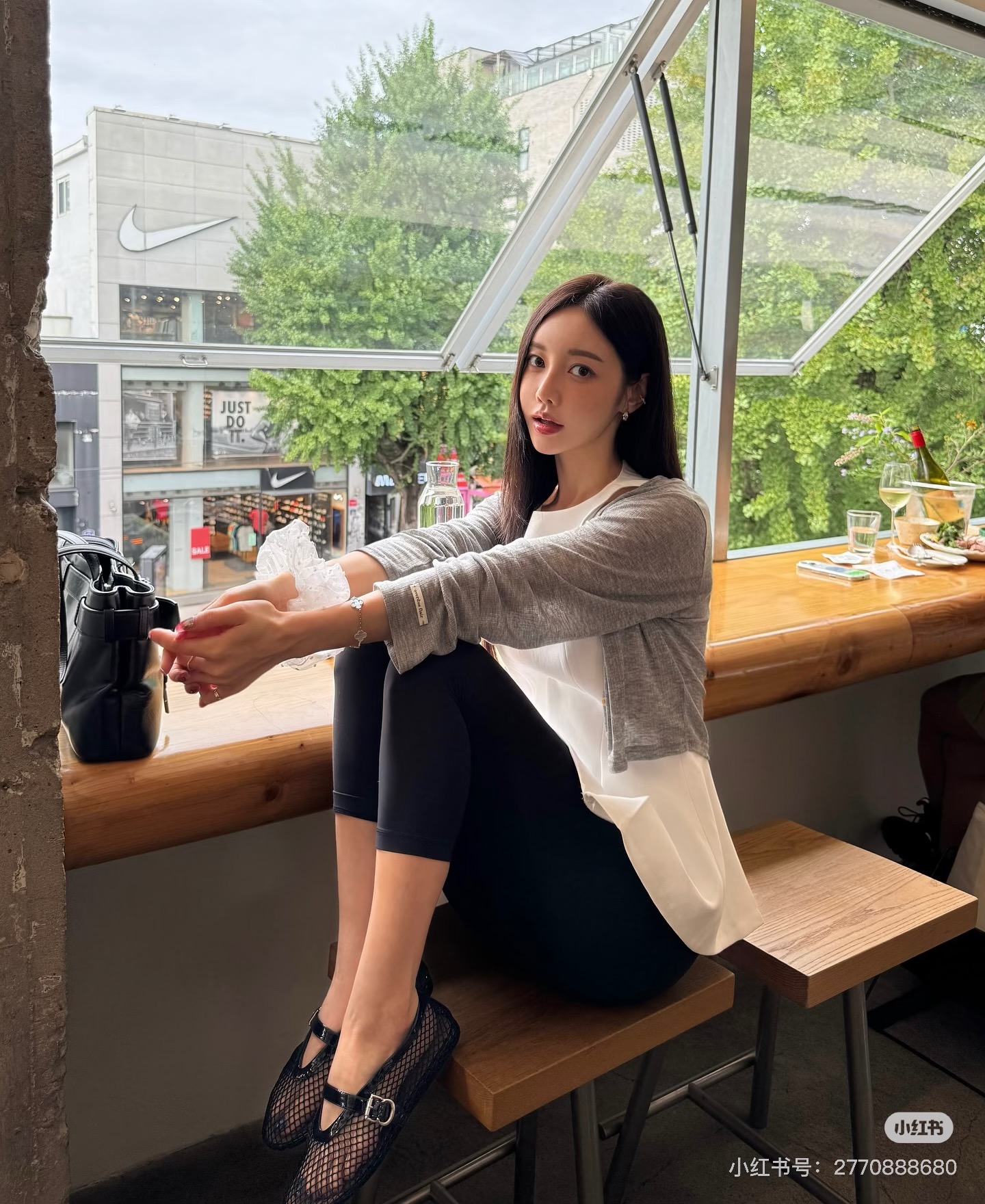 NO:692943,On-foot matching demonstration, single shoes19860909上脚搭配示范,单鞋,Women's Shoes