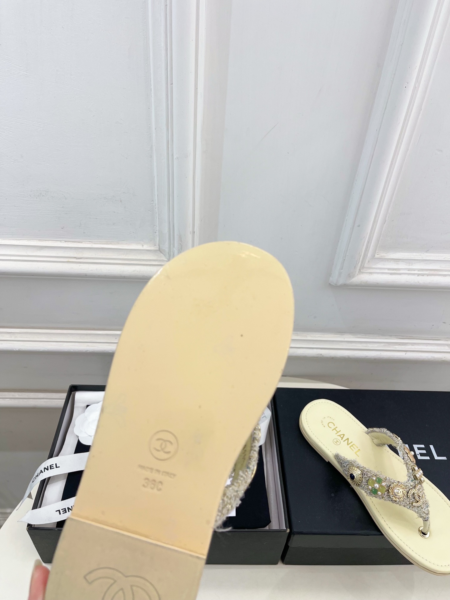 CHANEL women's shoes 𝐂𝐇𝐀𝐍𝐄𝐋 | Xiaoxiang 26𝐬𝐬 — photo 9