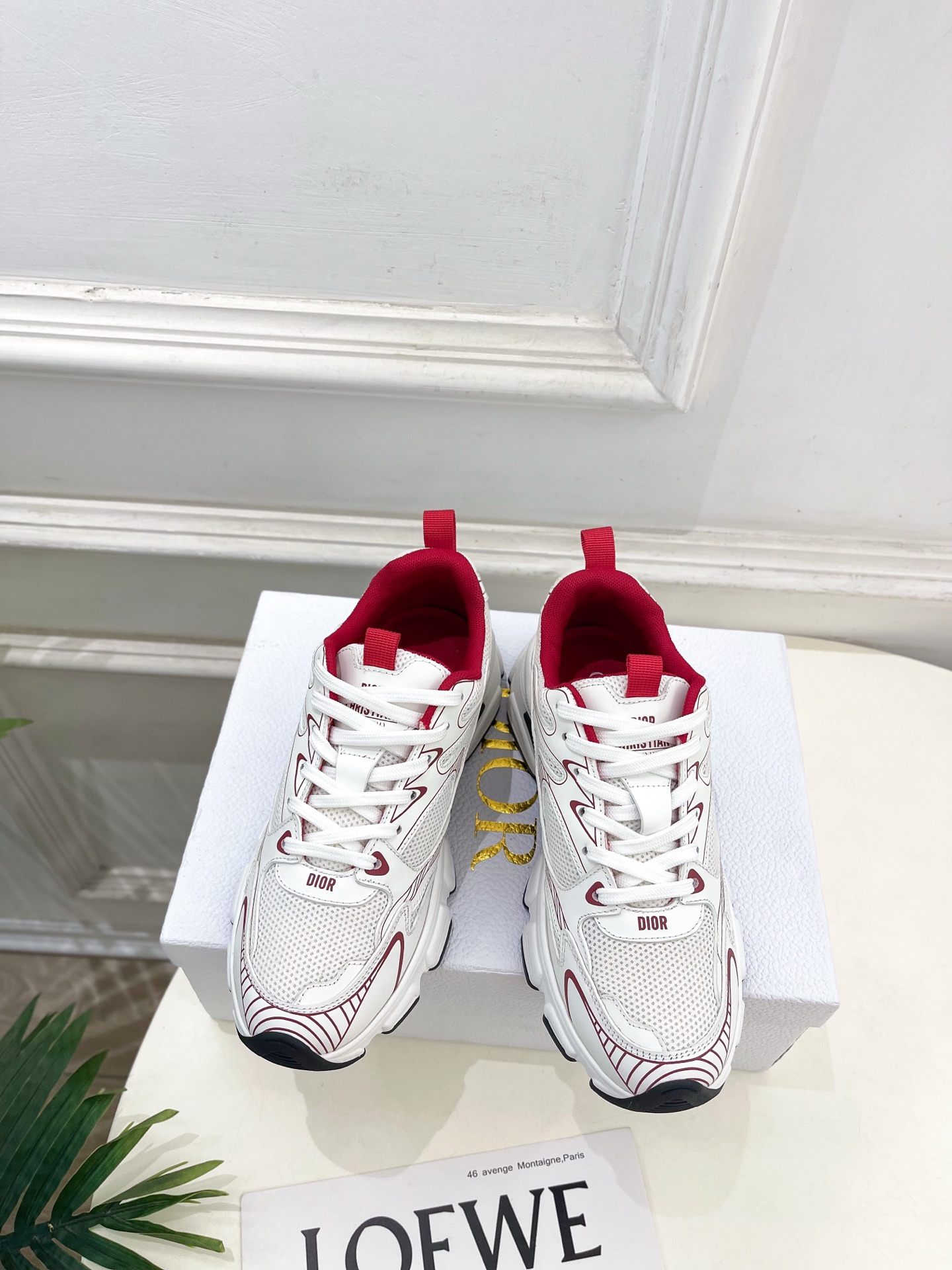 NO:722668,Dior | Dior 26 2026 spring and summer new products, top version, counter's main new style, CD couple's dad shoes, casual sports shoes, new hard goods, BS purchasing level!  Full of high-end feel!  A popular model among bloggers at home and abroad, it’s retro and fashionable, and your feet look stunning!  The official website's main recommendation★ ━━━━━t ━━━━━ Original custom-made cowhide technology surface for the upper. Lining: Imported breathable mesh lining. Original open-molded TPU outsole. Shoe size: Female 35-39 (40.41 customized, non-returnable) Male 40-44 (39.45 customized, non-refundable)  Women, men, casual shoes/sports shoes, dior, dior, sneakers, cowhide19860909Dior | 迪奥 26 2026春夏新品 顶级版本 专柜主打新款 CD情侣款老爹鞋休闲运动鞋 硬货上新 BS代购级别！高级感十足！国内外博主刷爆的一款,复古又时髦 上脚美炸了！官网主推款★ ━━━━━ t ━━━━━ 鞋面原版定制牛皮科技面   内里: 进口透气网里 大底原版开模TPU大底 鞋码: 女35-39（40.41定制不退换） 男40-44（39.45定制不退换） 女、男,休闲鞋/运动鞋,dior,dior,sneakers,cowhide,Women's Shoes