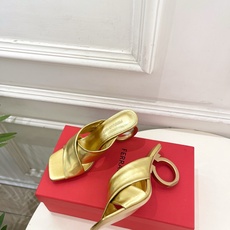 Ferragamo|菲拉格慕26𝐬𝐬2026春夏新品 经典大号G跟交叉带拖鞋 火爆上新! 这鞋绝对是 Ferragamo|菲拉格慕26𝐬𝐬2026春夏新品 经典大号G跟交叉带拖鞋 火爆上新! 这鞋绝对是