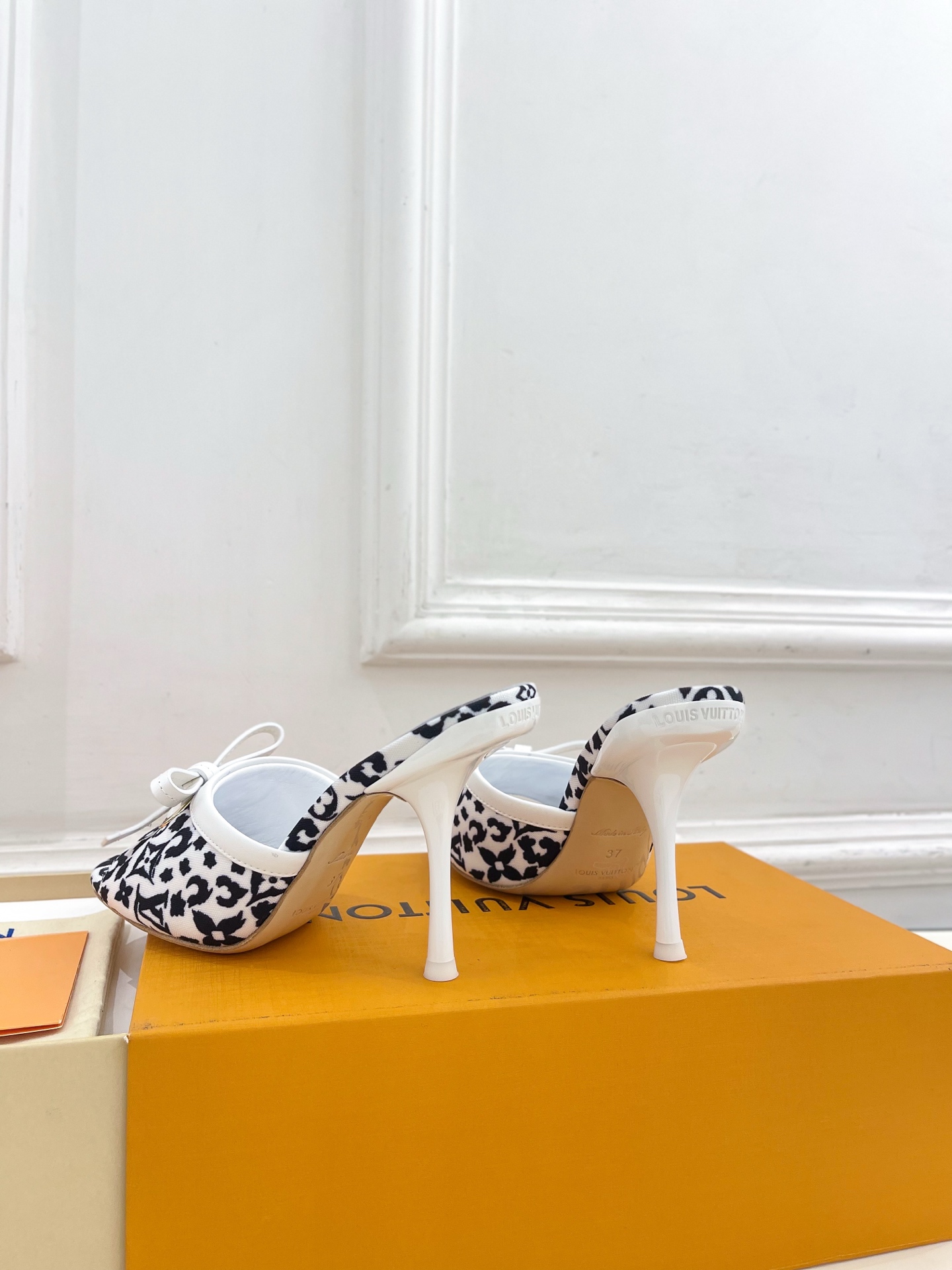 Designer Slide Sandal